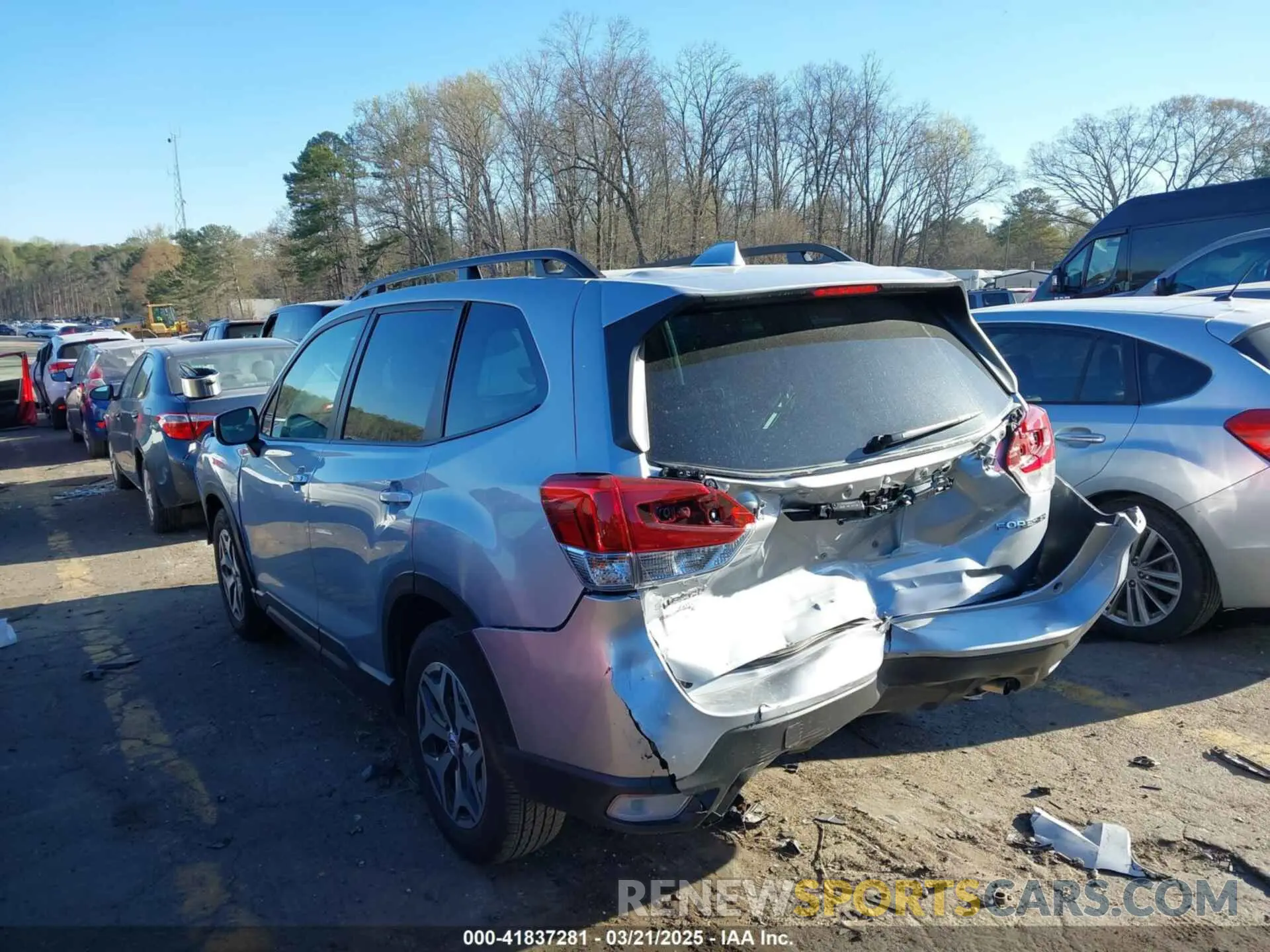 3 fotografías del automóvil dañado JF2SKADC1PH496825 SUBARU FORESTER 2023