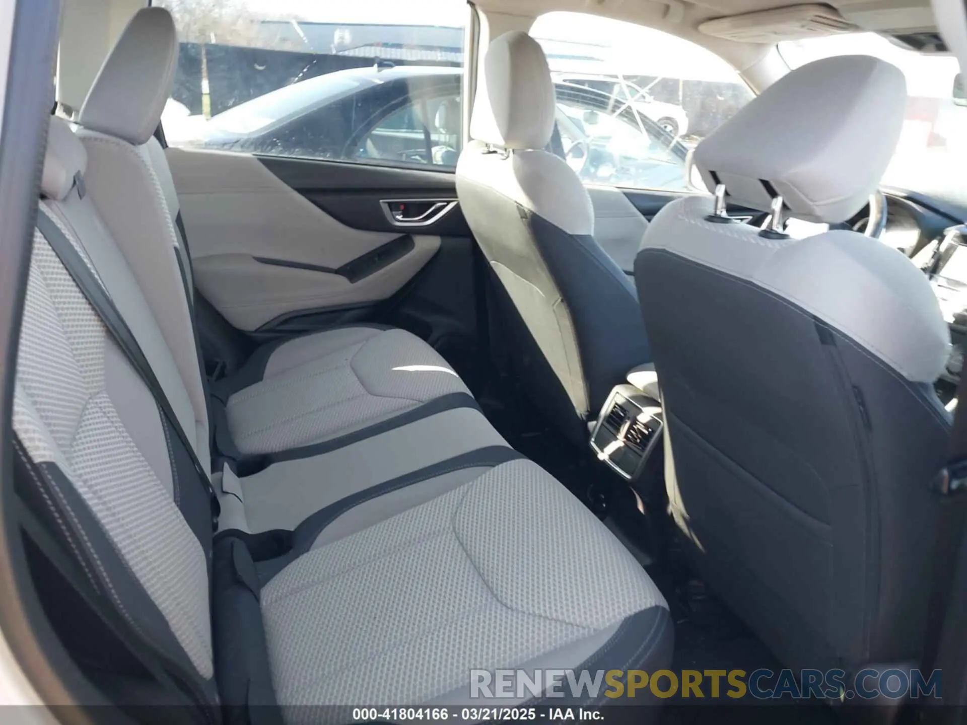 8 fotografías del automóvil dañado JF2SKADC2PH472906 SUBARU FORESTER 2023