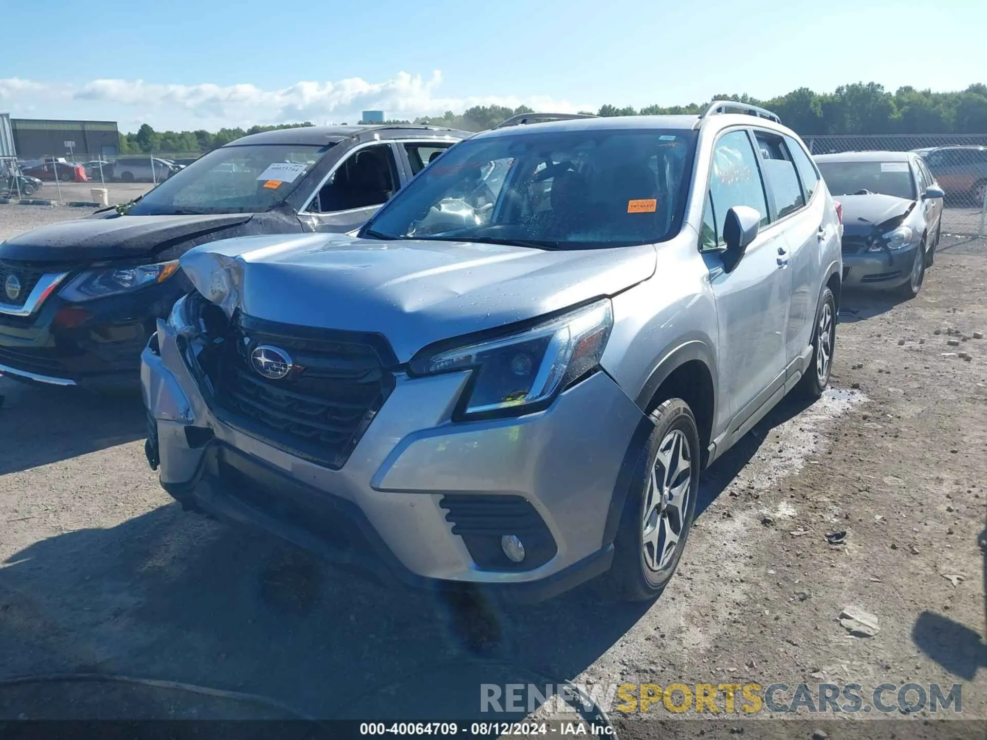 2 fotografías del automóvil dañado JF2SKADC5PH501170 SUBARU FORESTER 2023