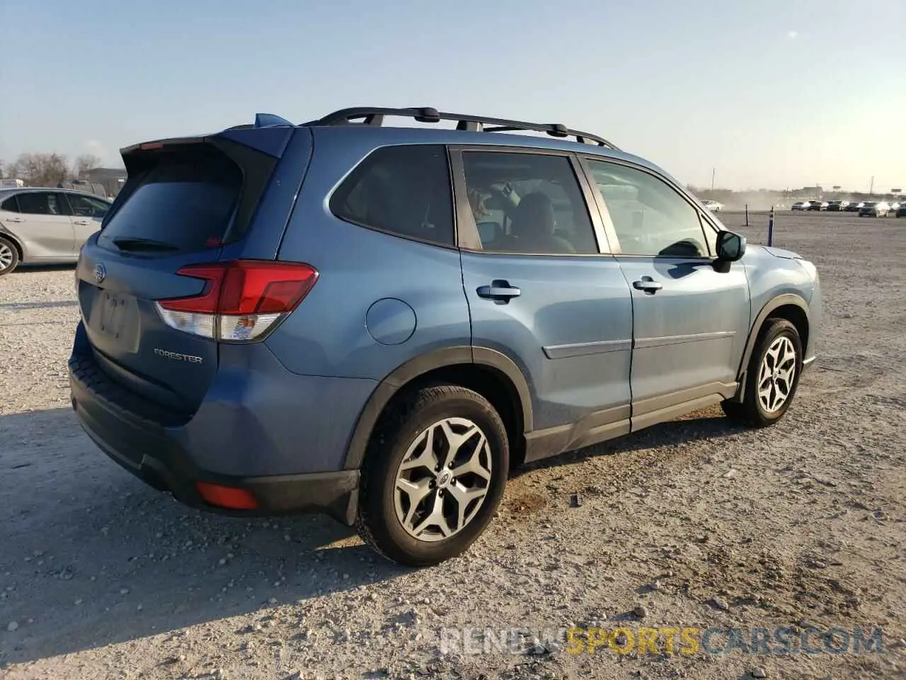 3 fotografías del automóvil dañado JF2SKADCXPH410718 SUBARU FORESTER 2023