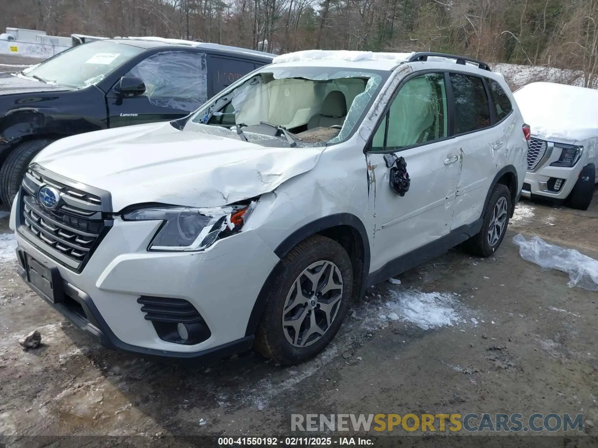 2 fotografías del automóvil dañado JF2SKAEC0PH418390 SUBARU FORESTER 2023