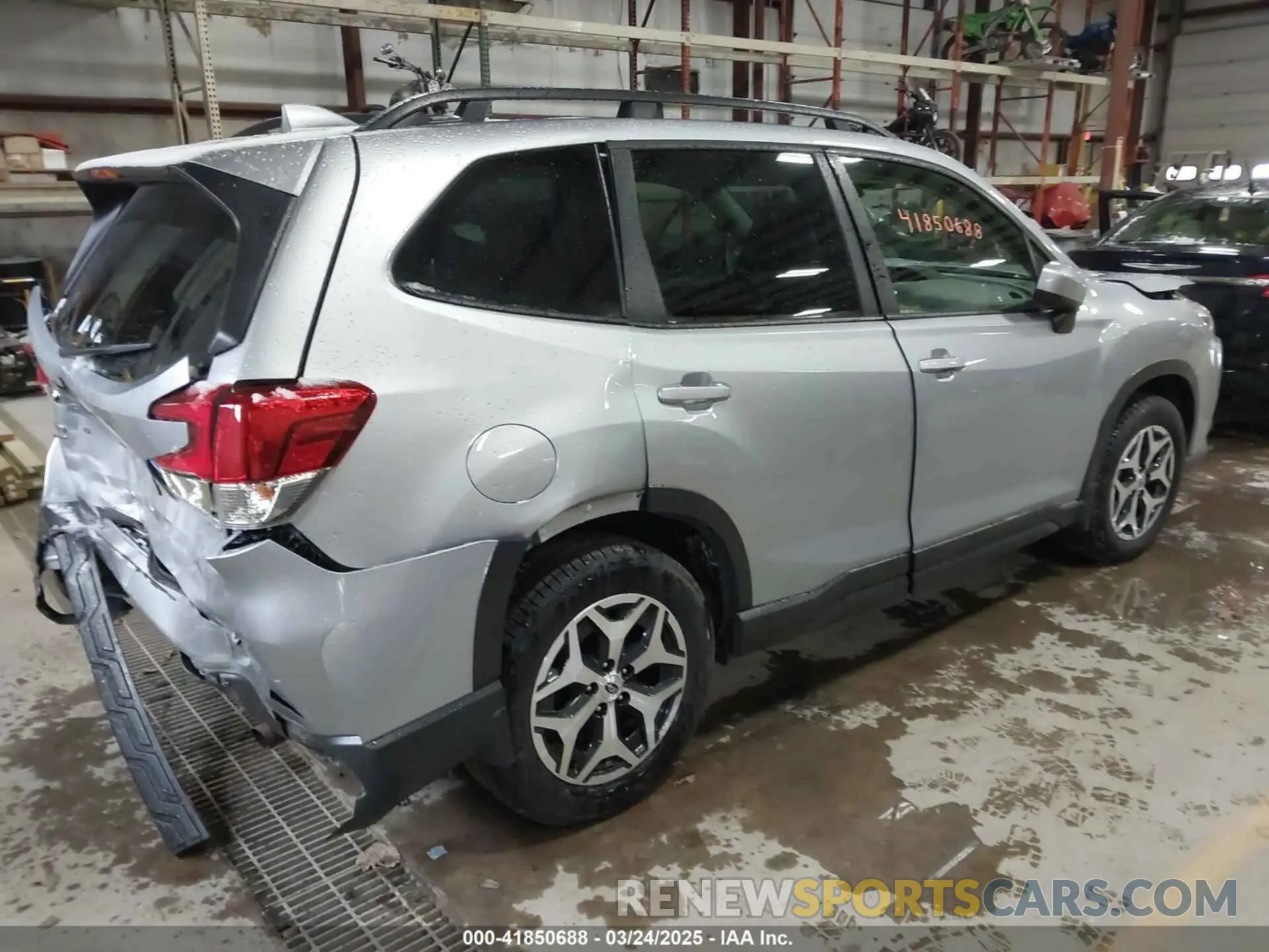 4 fotografías del automóvil dañado JF2SKAEC0PH514262 SUBARU FORESTER 2023
