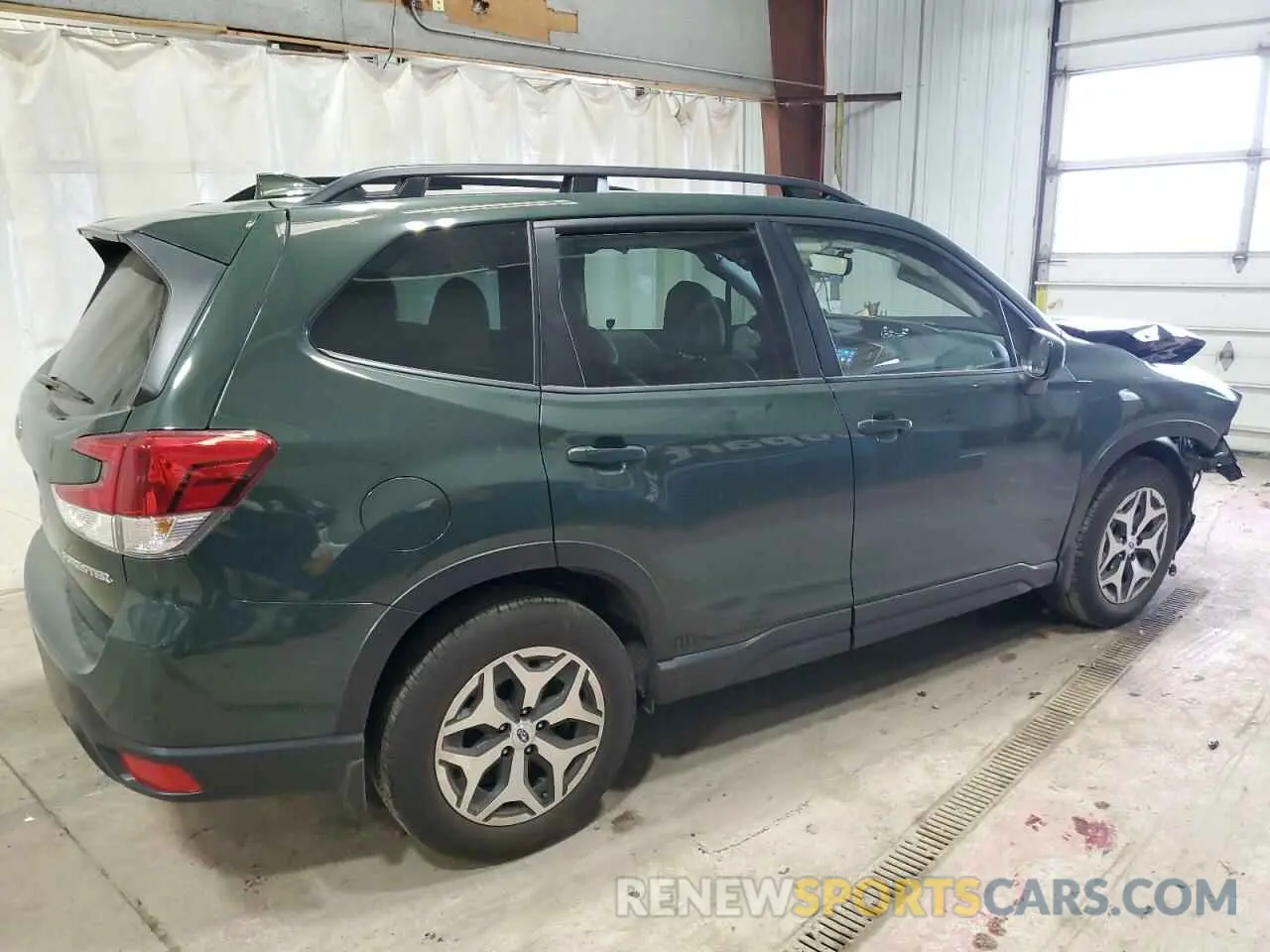 3 fotografías del automóvil dañado JF2SKAEC3PH508696 SUBARU FORESTER 2023