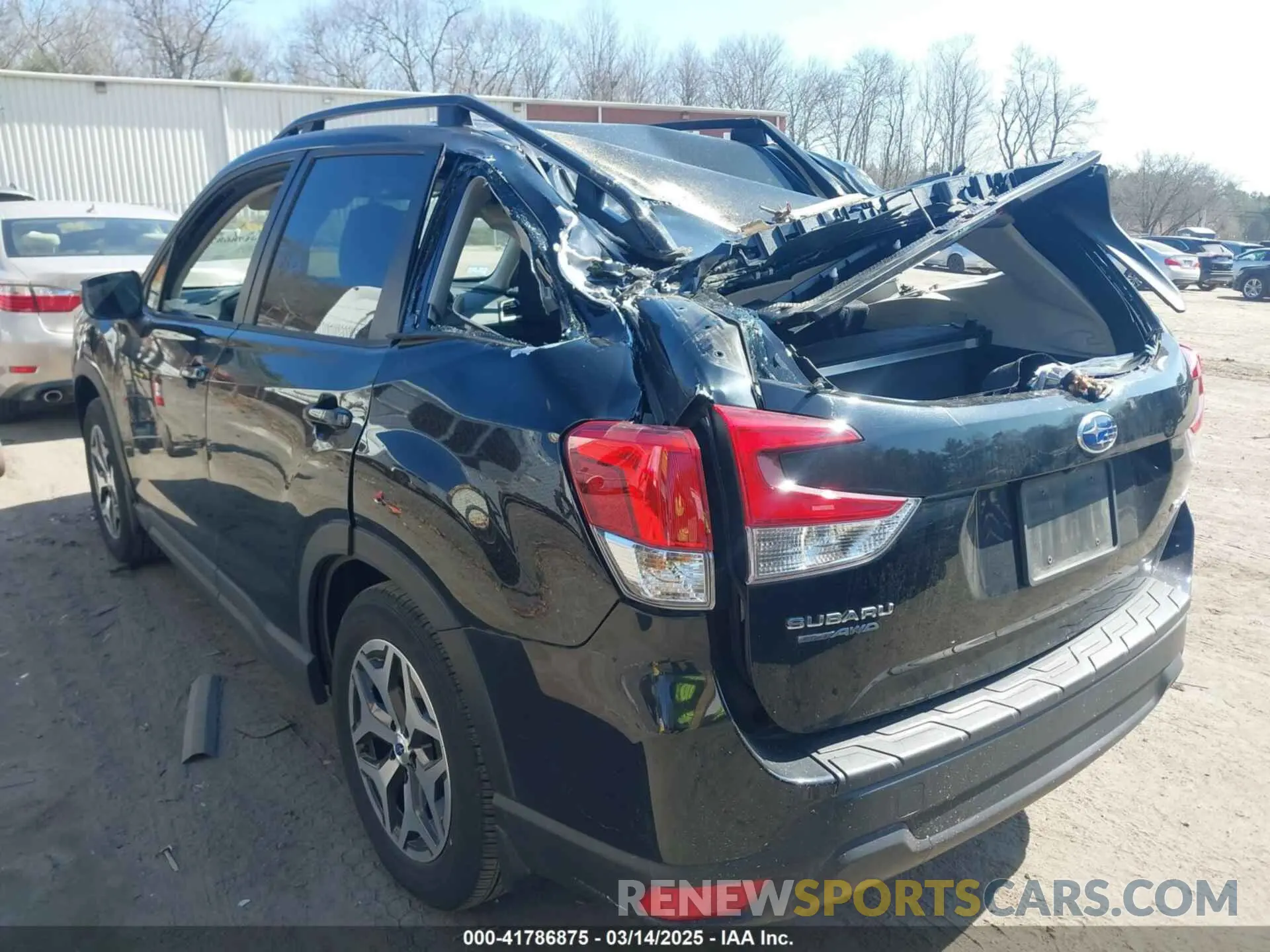 3 fotografías del automóvil dañado JF2SKAEC4PH408493 SUBARU FORESTER 2023