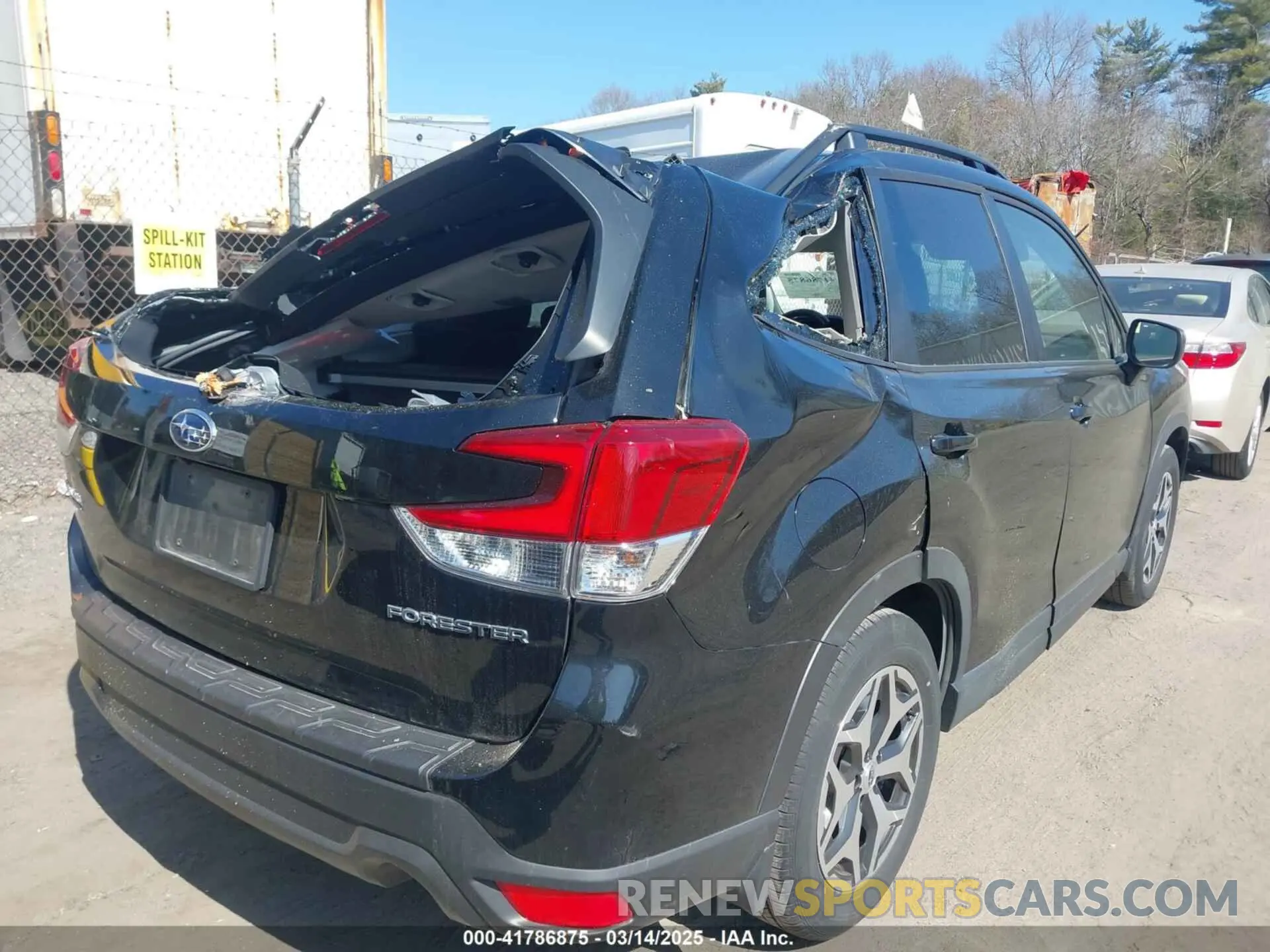 4 fotografías del automóvil dañado JF2SKAEC4PH408493 SUBARU FORESTER 2023