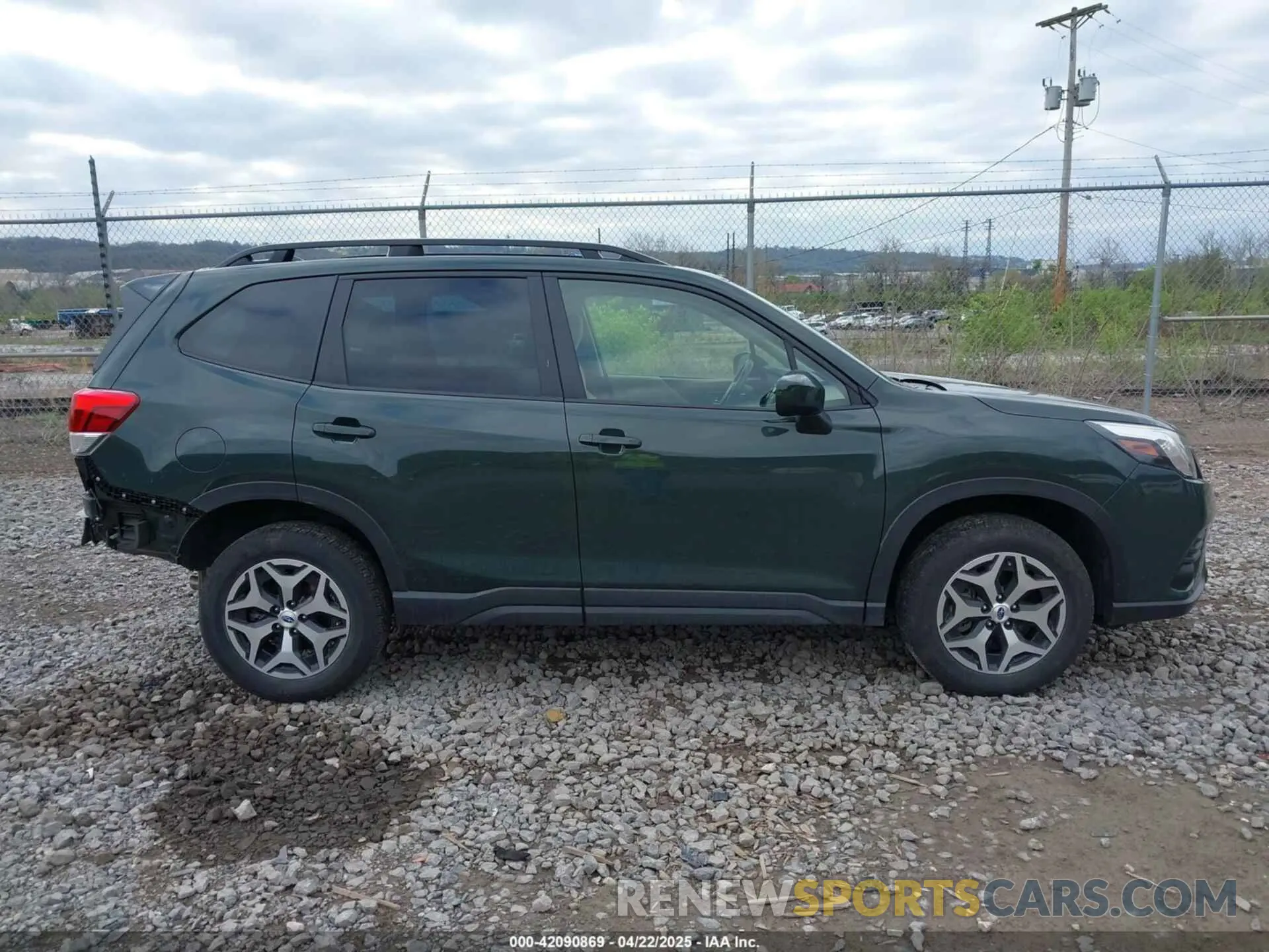 14 fotografías del automóvil dañado JF2SKAEC4PH550195 SUBARU FORESTER 2023