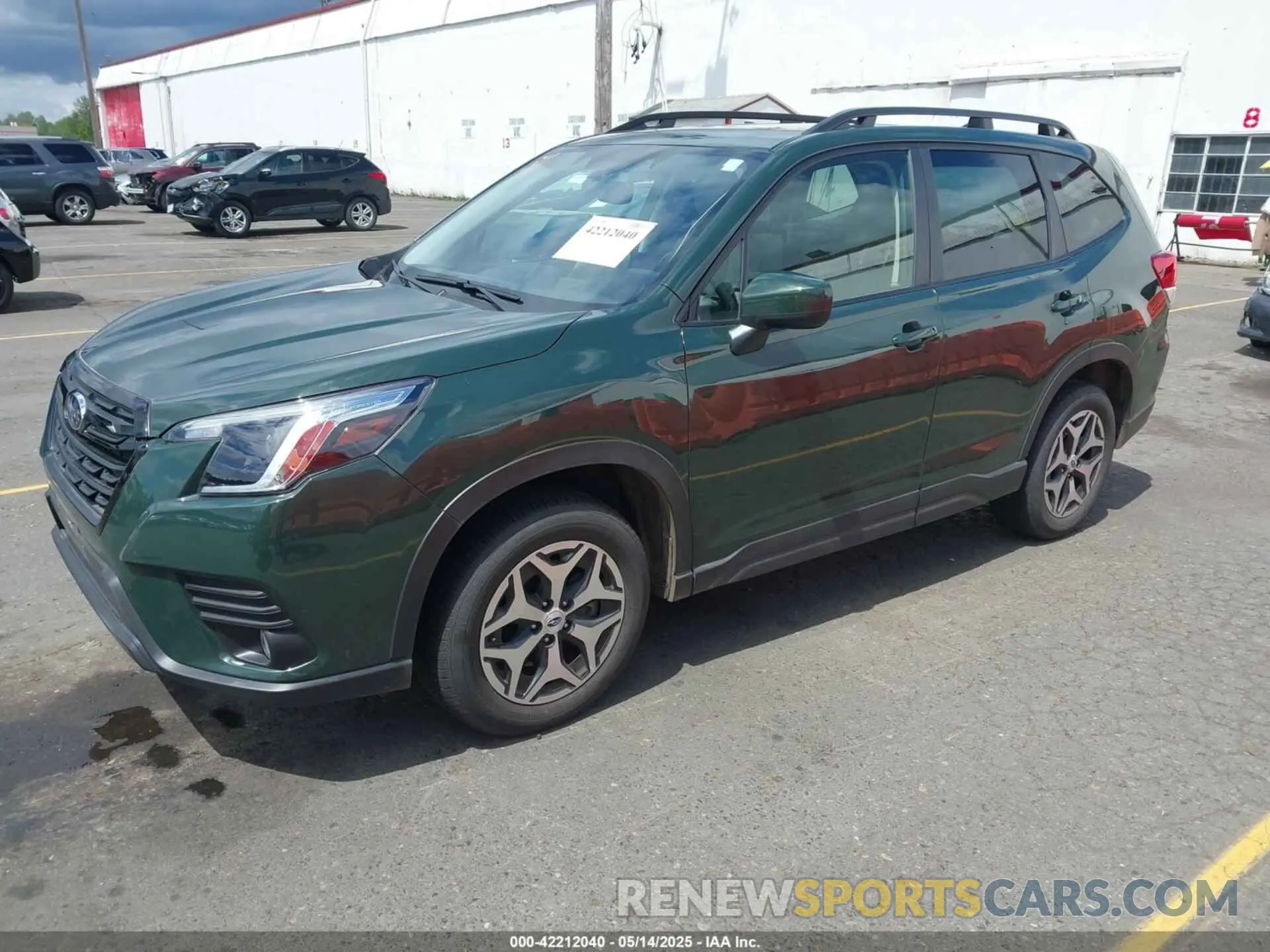 2 fotografías del automóvil dañado JF2SKAEC8PH535960 SUBARU FORESTER 2023