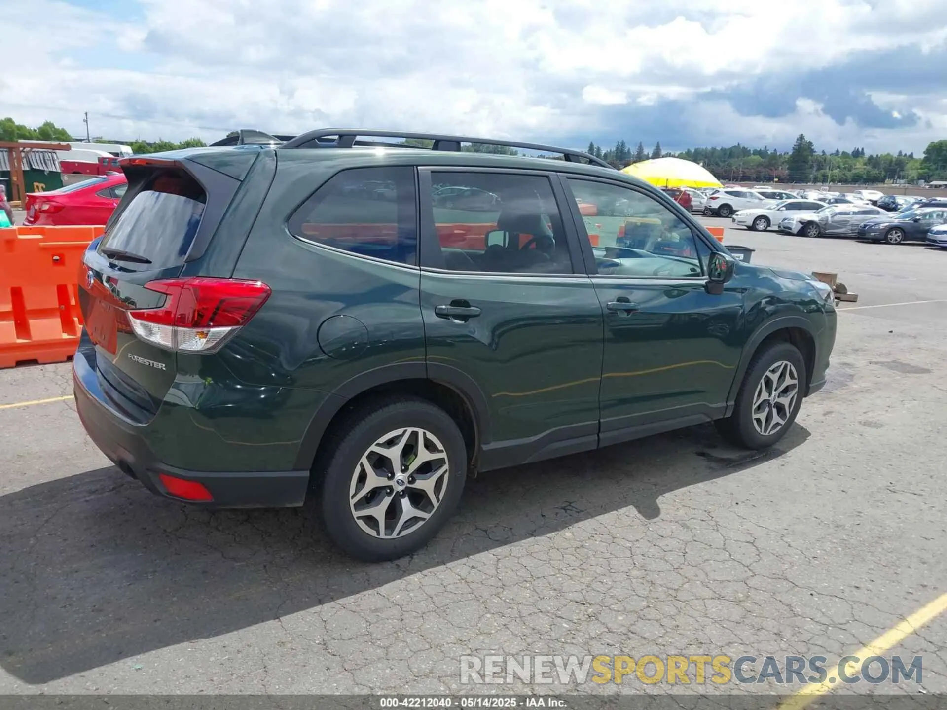 4 fotografías del automóvil dañado JF2SKAEC8PH535960 SUBARU FORESTER 2023