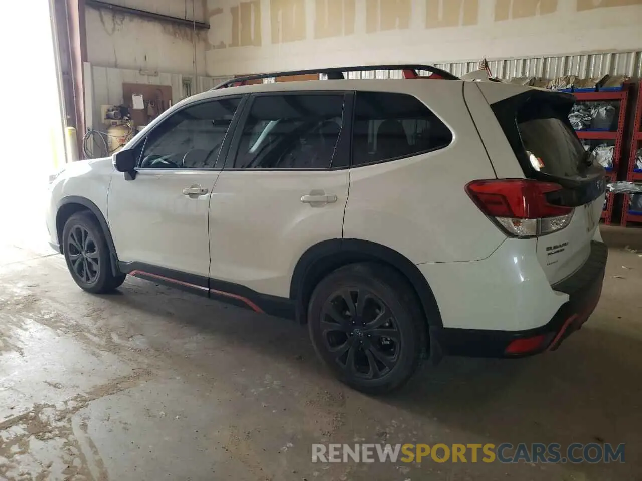 2 fotografías del automóvil dañado JF2SKAGC1PH523551 SUBARU FORESTER 2023