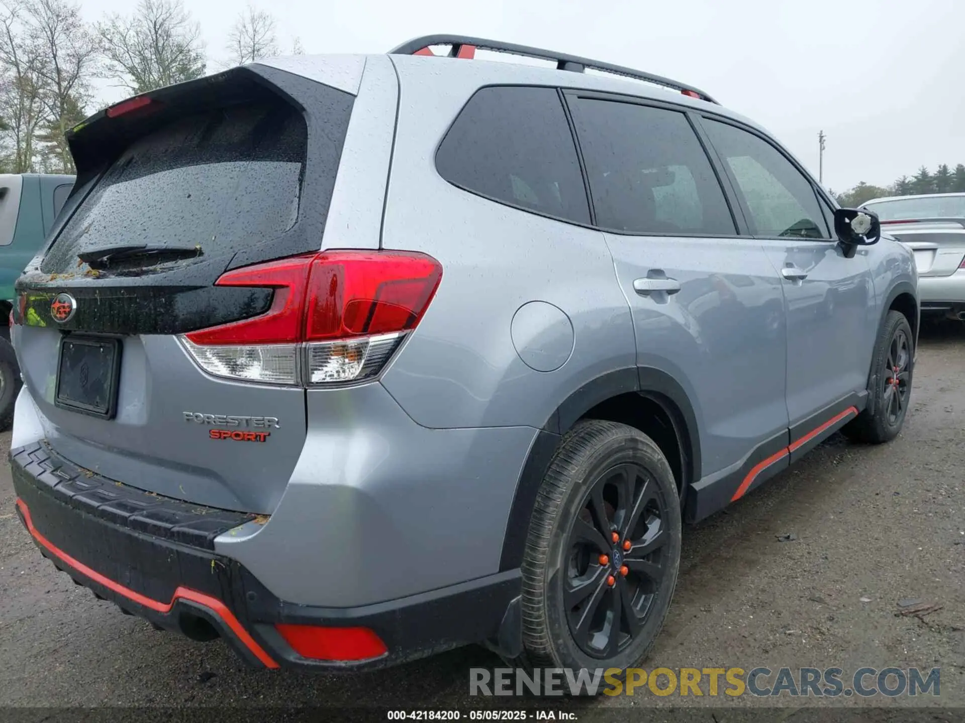 4 fotografías del automóvil dañado JF2SKAJC3PH488617 SUBARU FORESTER 2023