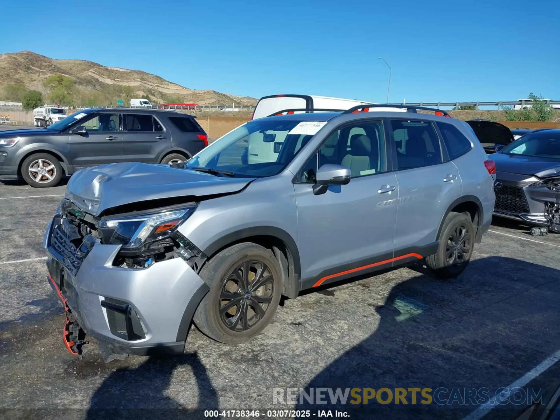 13 fotografías del automóvil dañado JF2SKAJC4PH418382 SUBARU FORESTER 2023