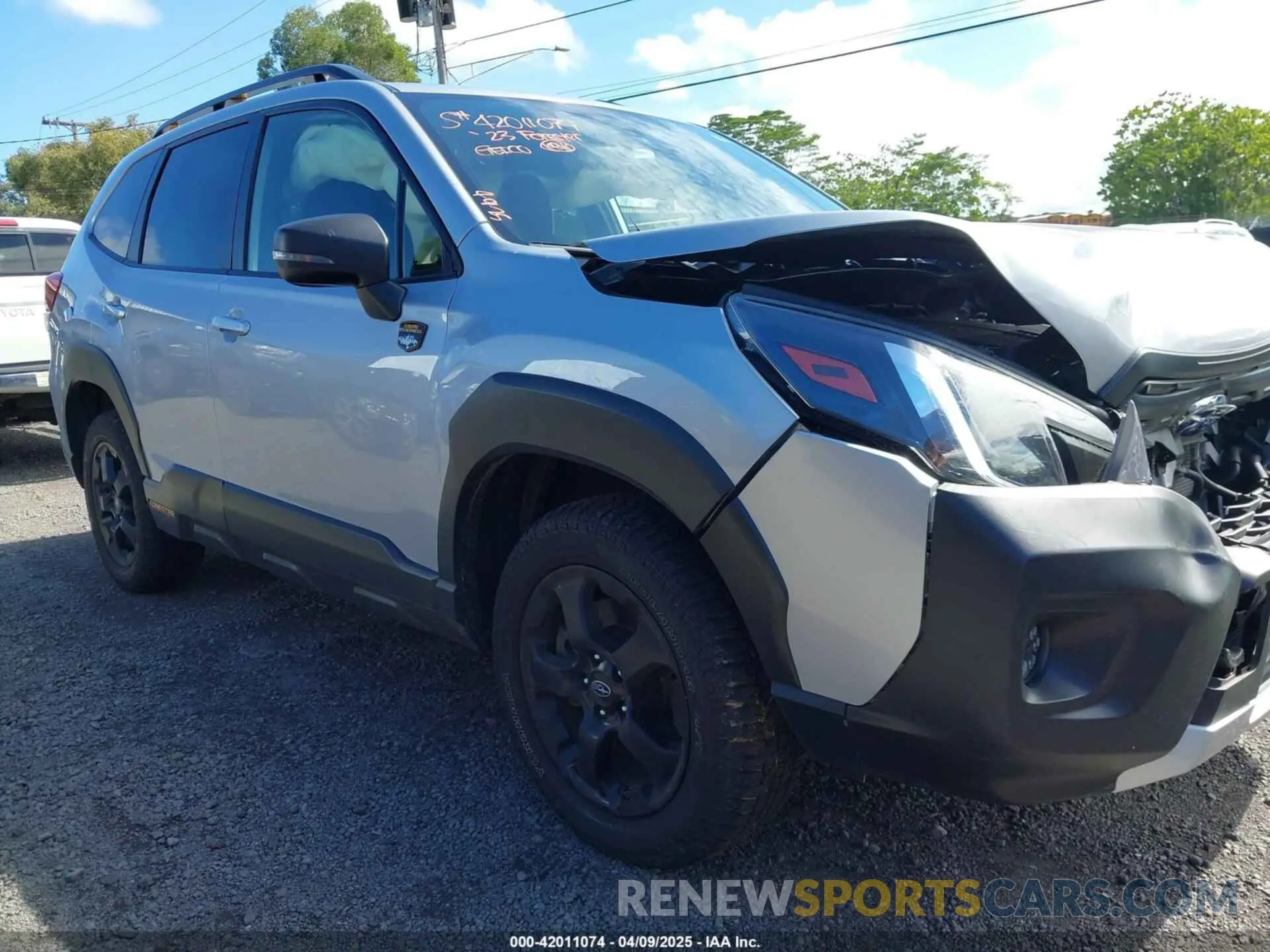 17 fotografías del automóvil dañado JF2SKALC0PH447018 SUBARU FORESTER 2023