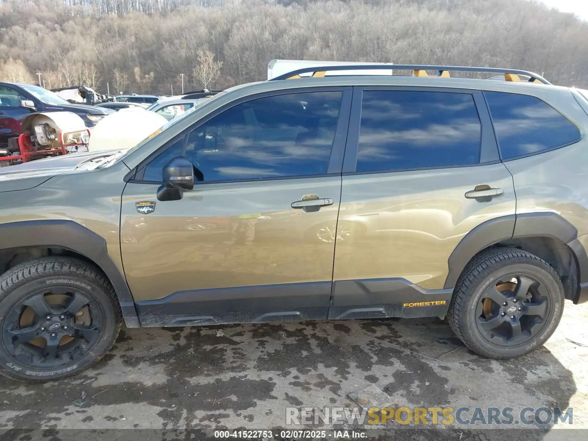 15 fotografías del automóvil dañado JF2SKALC7PH537427 SUBARU FORESTER 2023