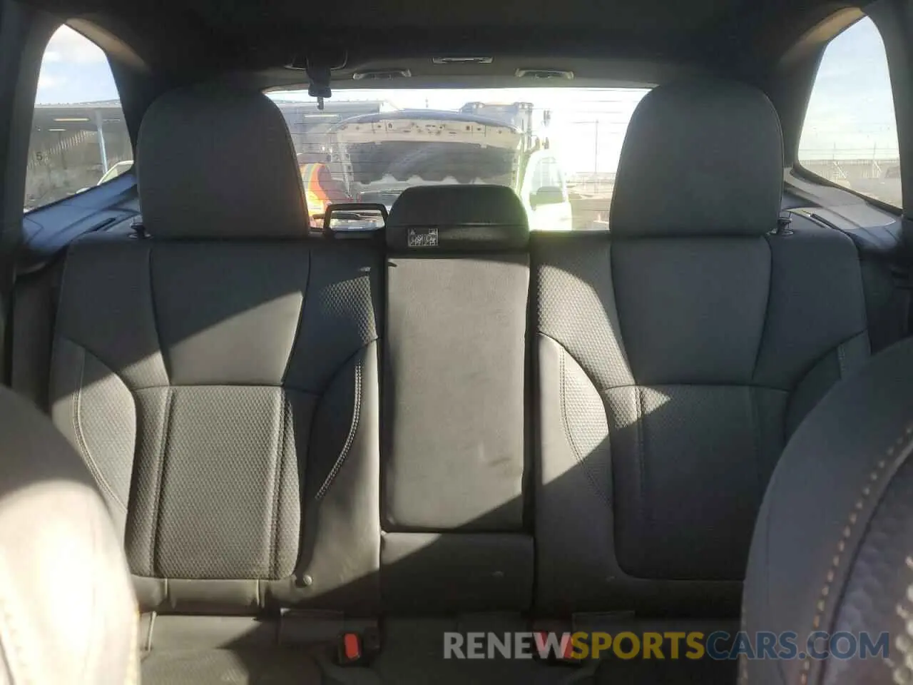 10 fotografías del automóvil dañado JF2SKALC9PH494581 SUBARU FORESTER 2023