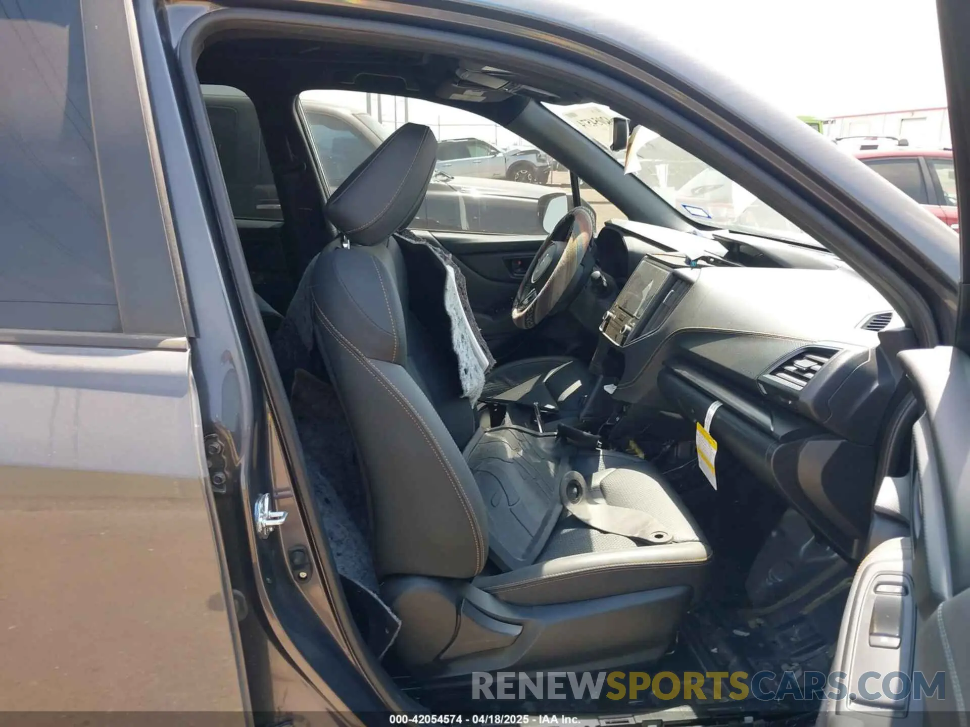 5 fotografías del automóvil dañado JF2SKAMC1PH503305 SUBARU FORESTER 2023