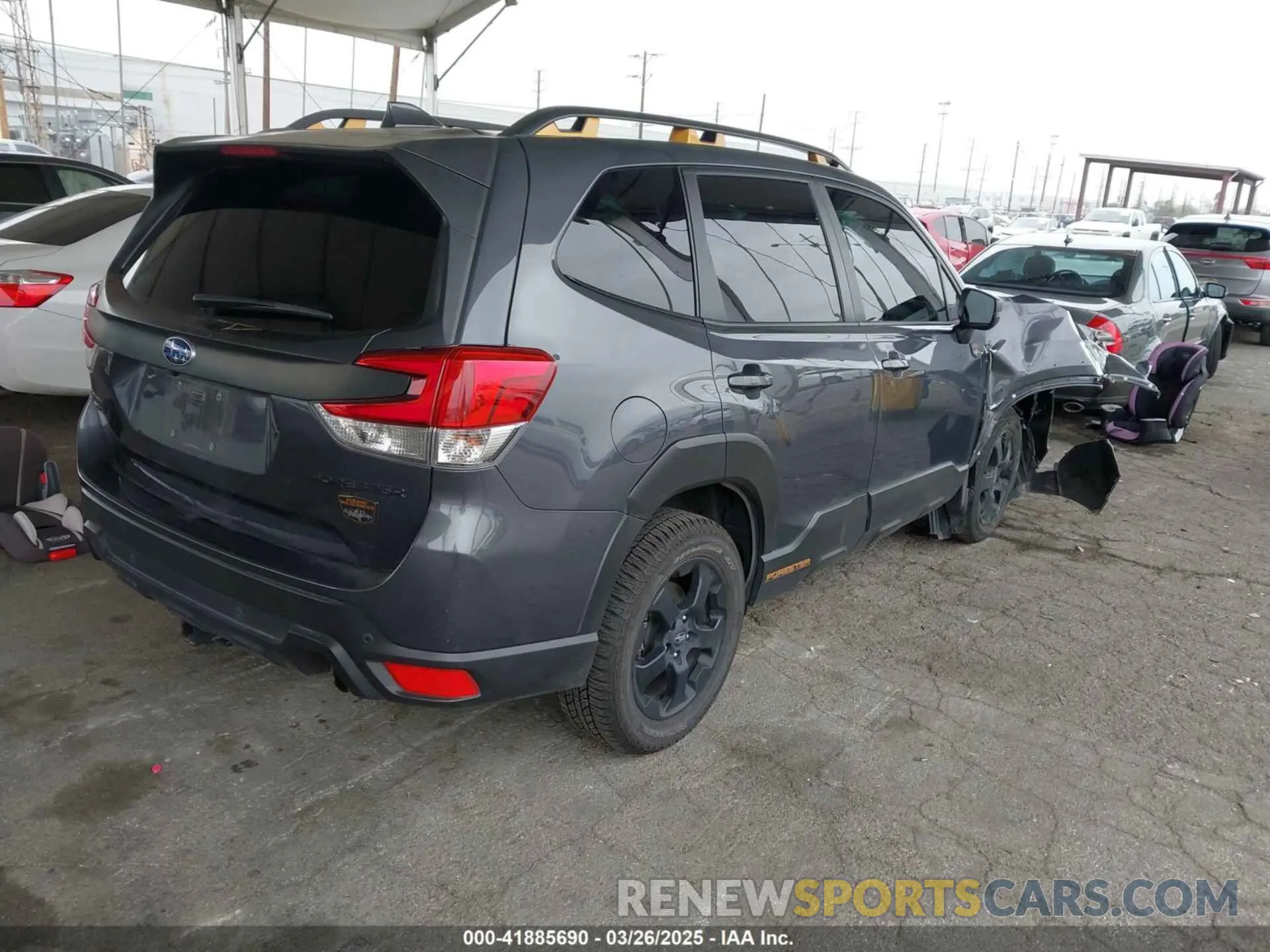 4 fotografías del automóvil dañado JF2SKAMC4PH412075 SUBARU FORESTER 2023