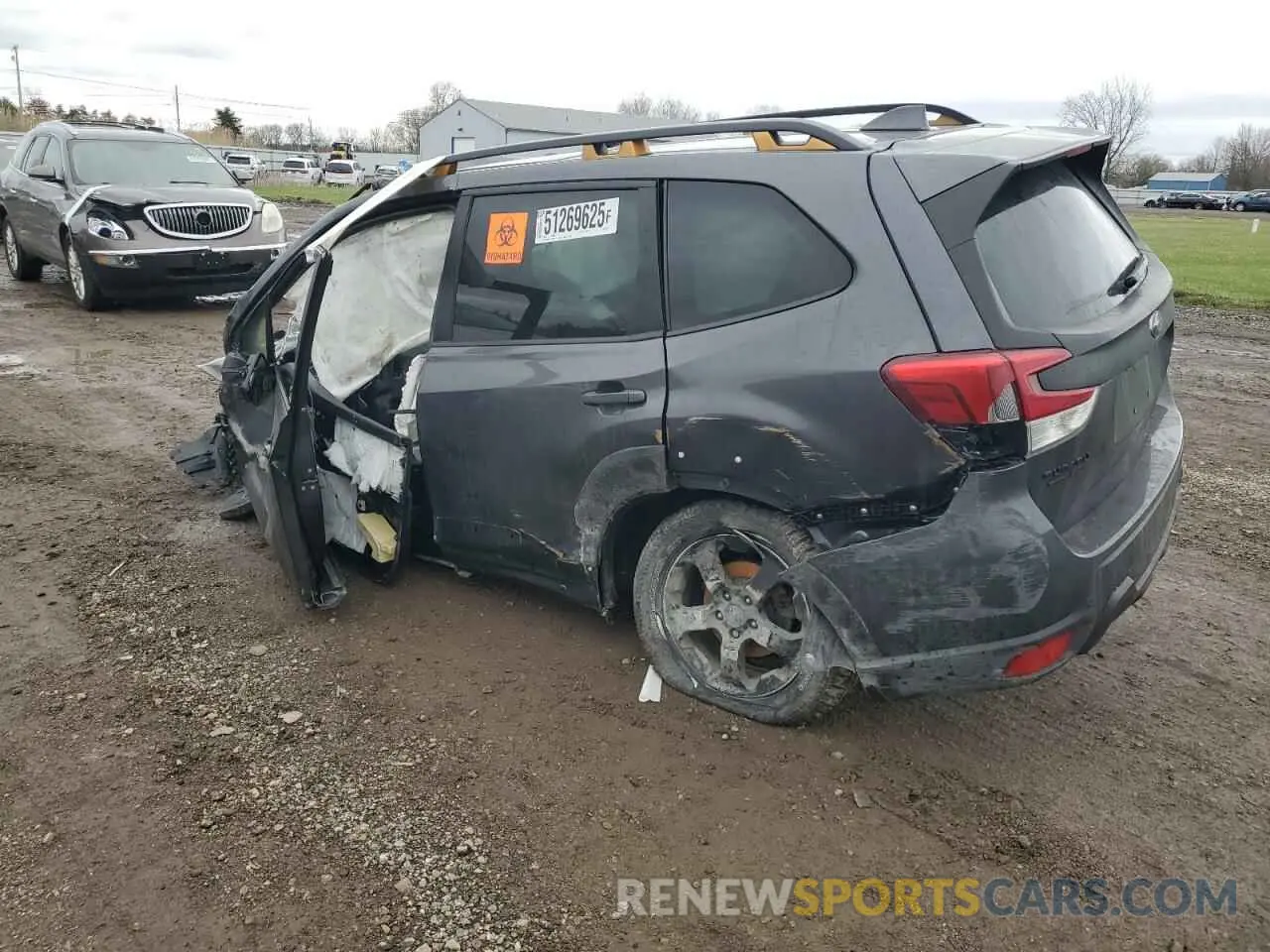 2 fotografías del automóvil dañado JF2SKAMC4PH496317 SUBARU FORESTER 2023