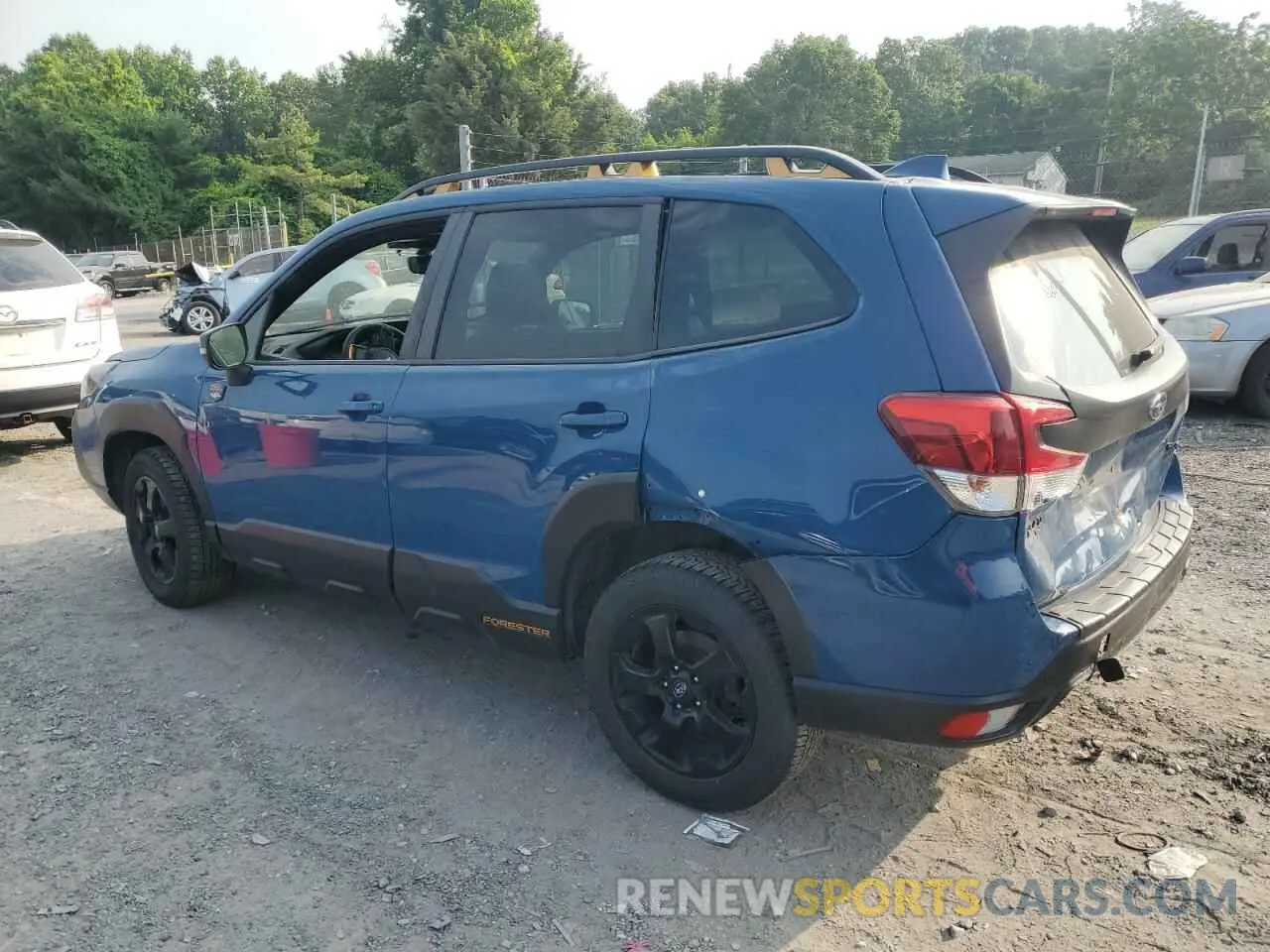 2 fotografías del automóvil dañado JF2SKAMC9PH407311 SUBARU FORESTER 2023