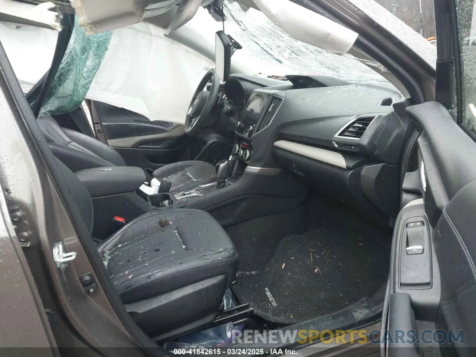 5 fotografías del automóvil dañado JF2SKANC2PH508866 SUBARU FORESTER 2023