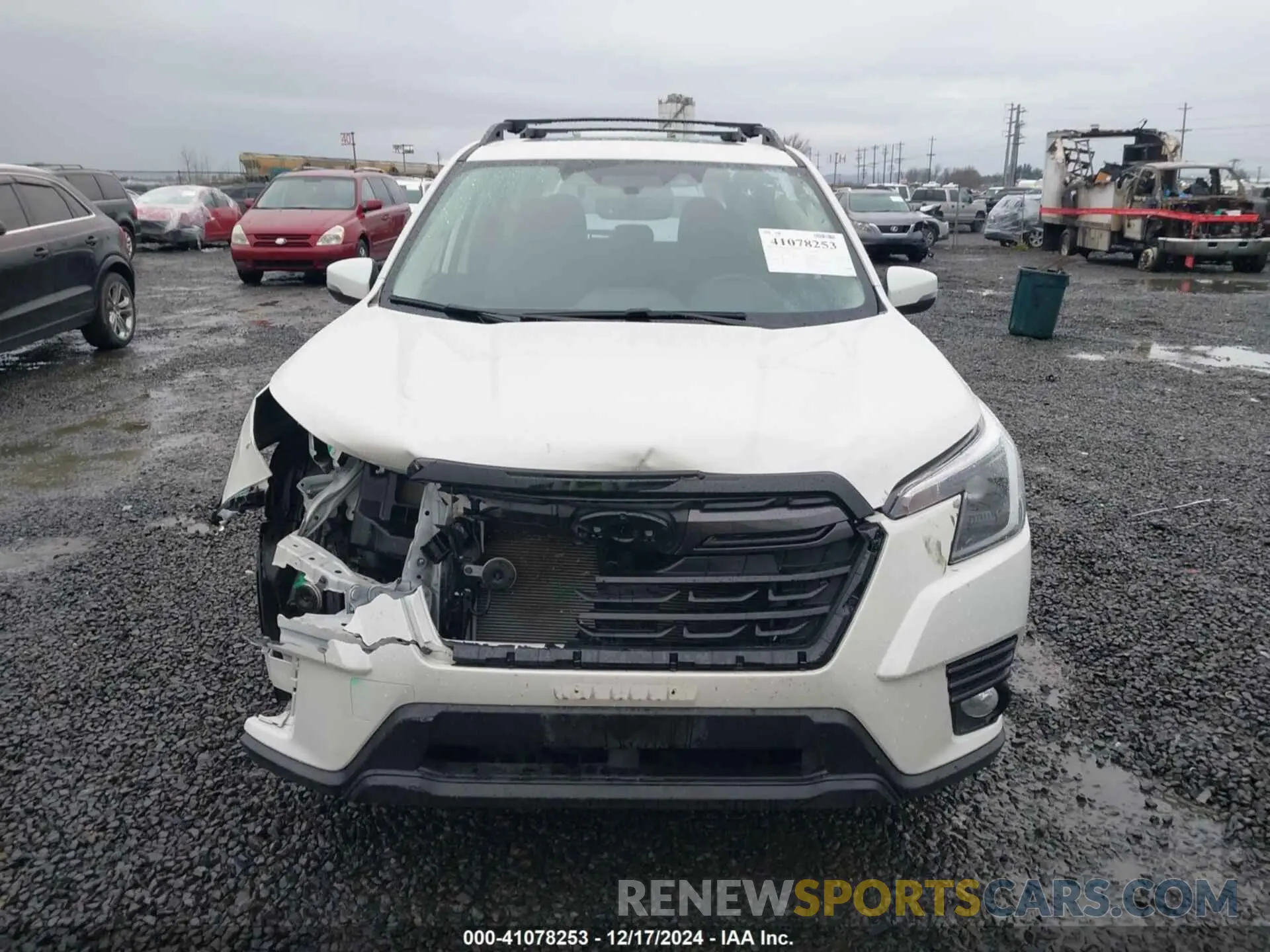 12 fotografías del automóvil dañado JF2SKANC3PH526244 SUBARU FORESTER 2023
