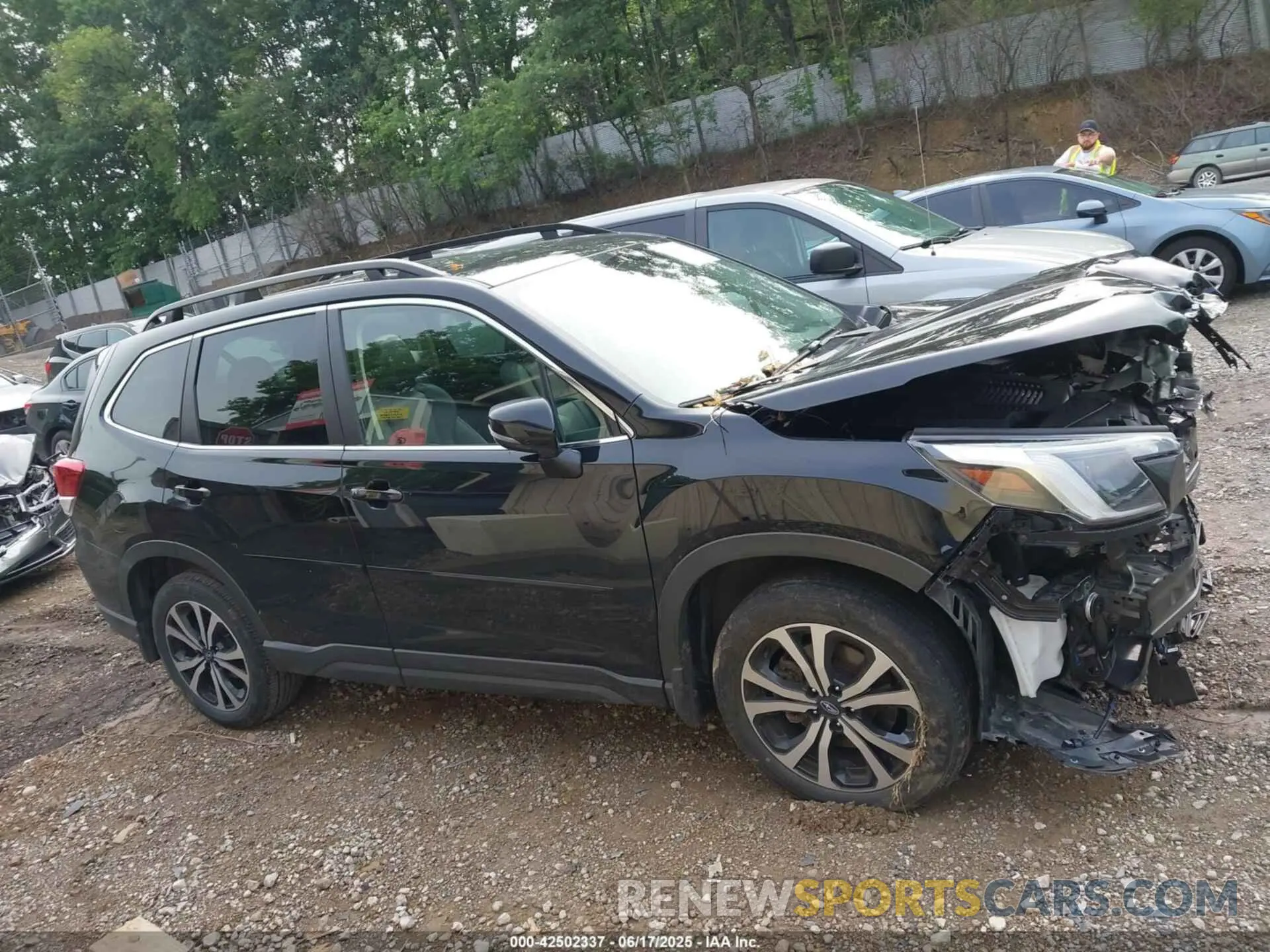 13 fotografías del automóvil dañado JF2SKAPC0PH517420 SUBARU FORESTER 2023