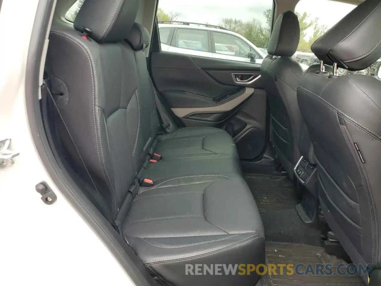 10 fotografías del automóvil dañado JF2SKAPC2PH512932 SUBARU FORESTER 2023