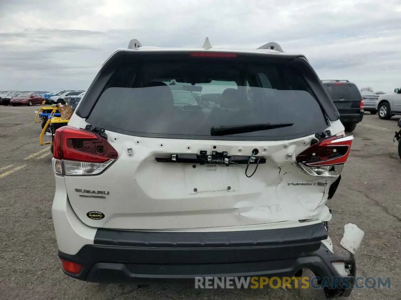 6 fotografías del automóvil dañado JF2SKAPC2PH512932 SUBARU FORESTER 2023