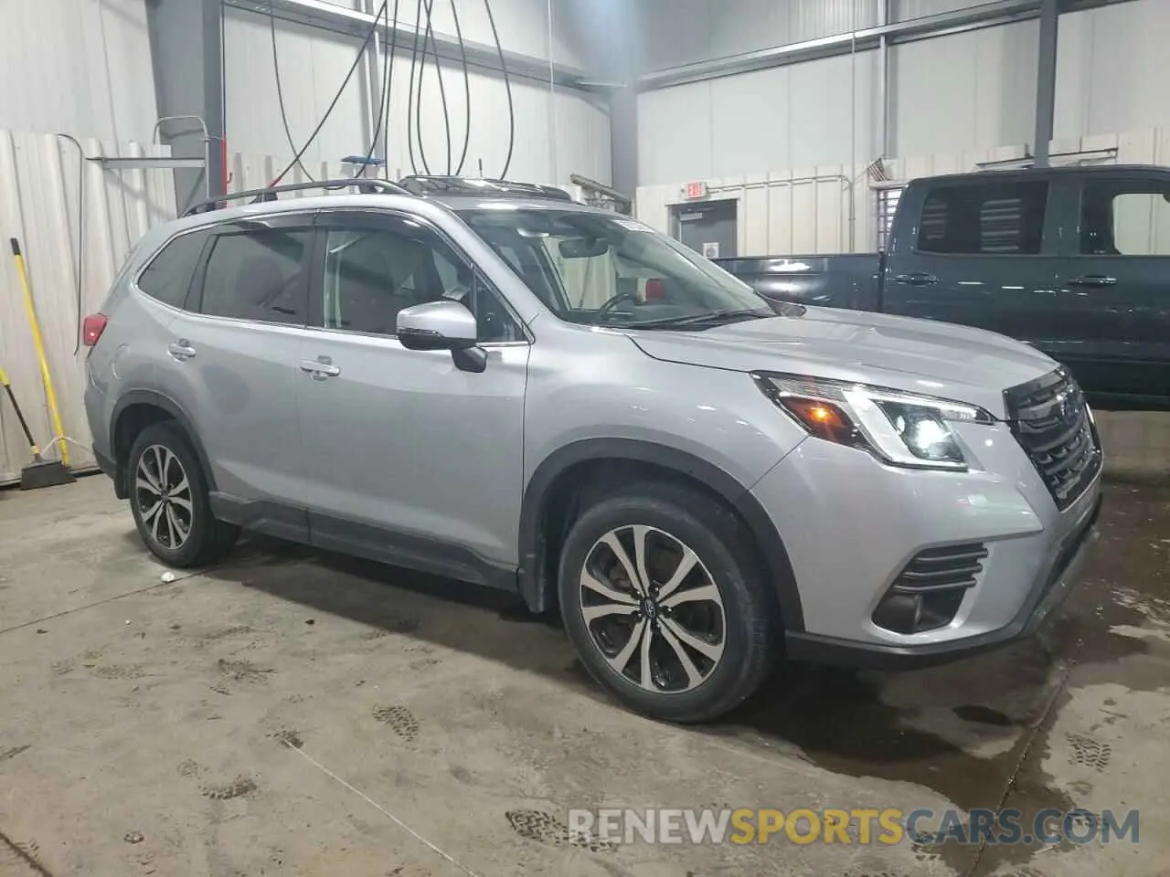 4 fotografías del automóvil dañado JF2SKAPC3PH404609 SUBARU FORESTER 2023