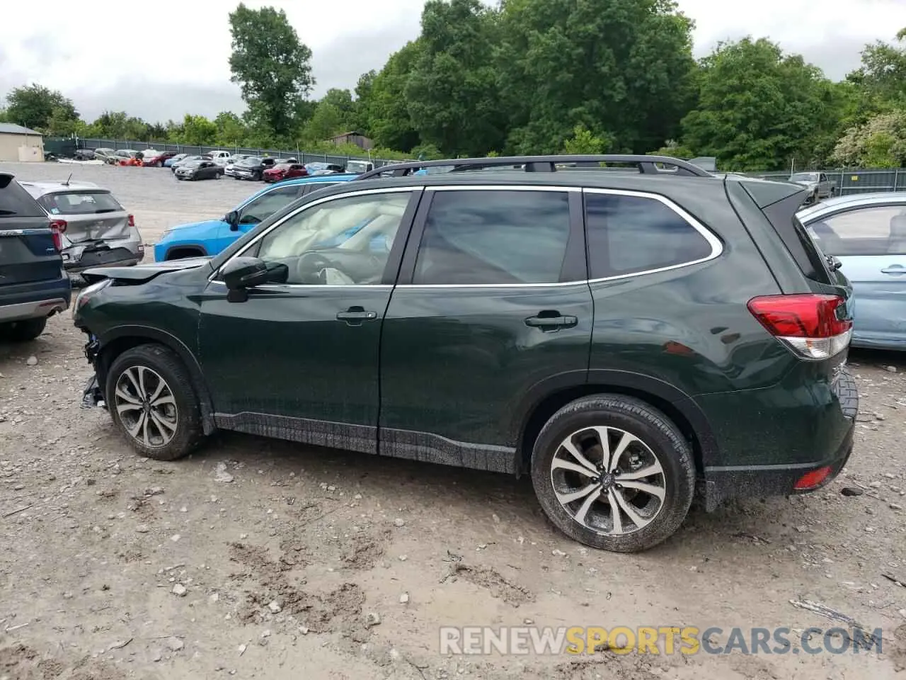 2 fotografías del automóvil dañado JF2SKAPC4PH447694 SUBARU FORESTER 2023