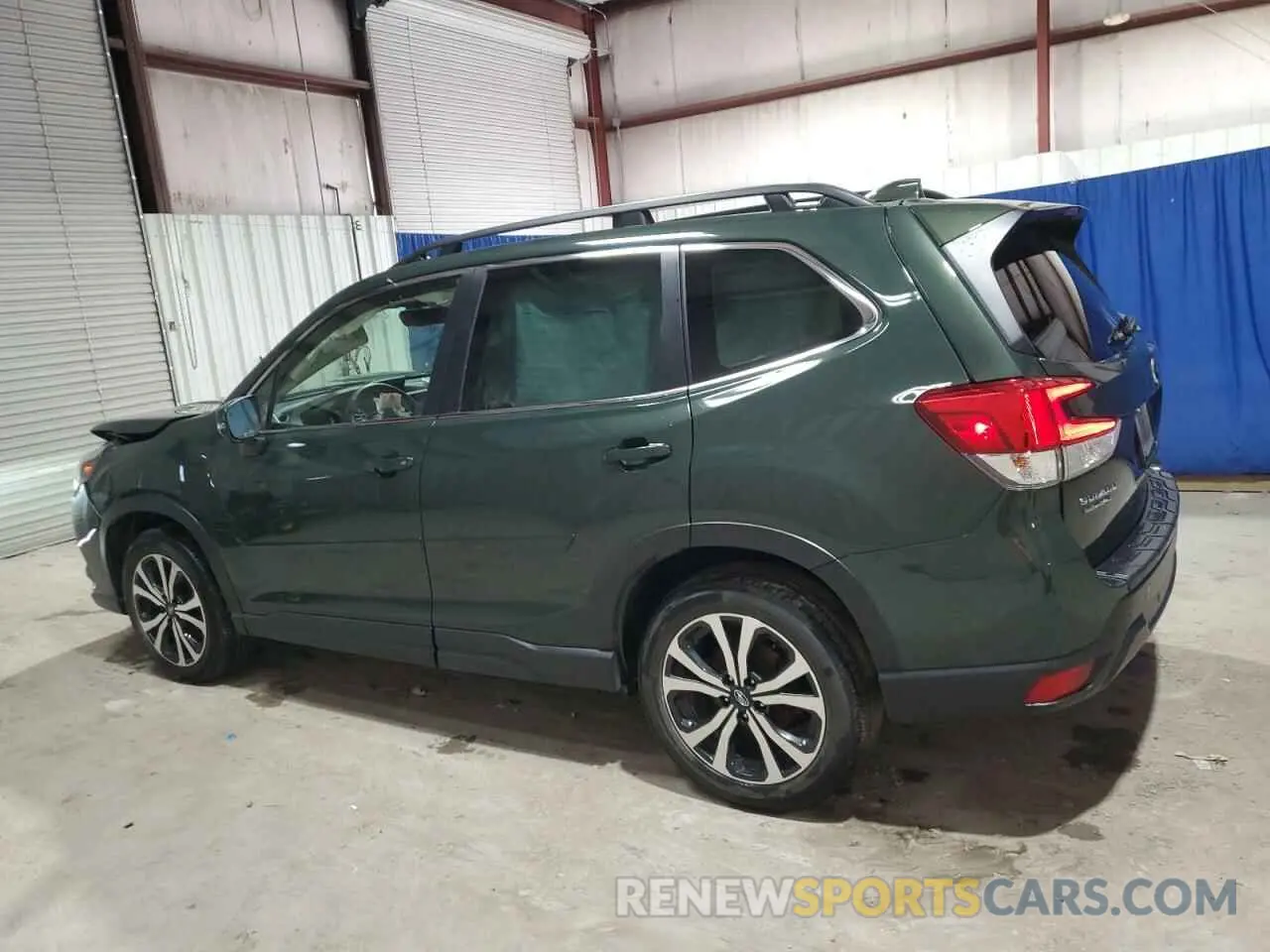 2 fotografías del automóvil dañado JF2SKAPC8PH537589 SUBARU FORESTER 2023