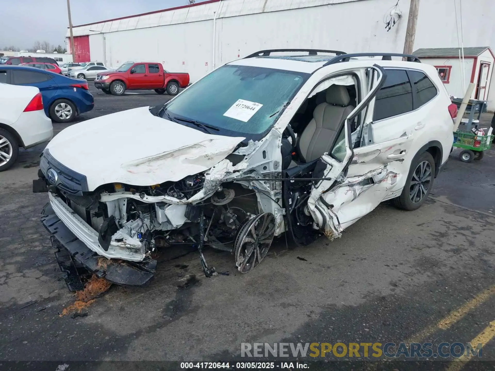 2 fotografías del automóvil dañado JF2SKAPCXPH521216 SUBARU FORESTER 2023