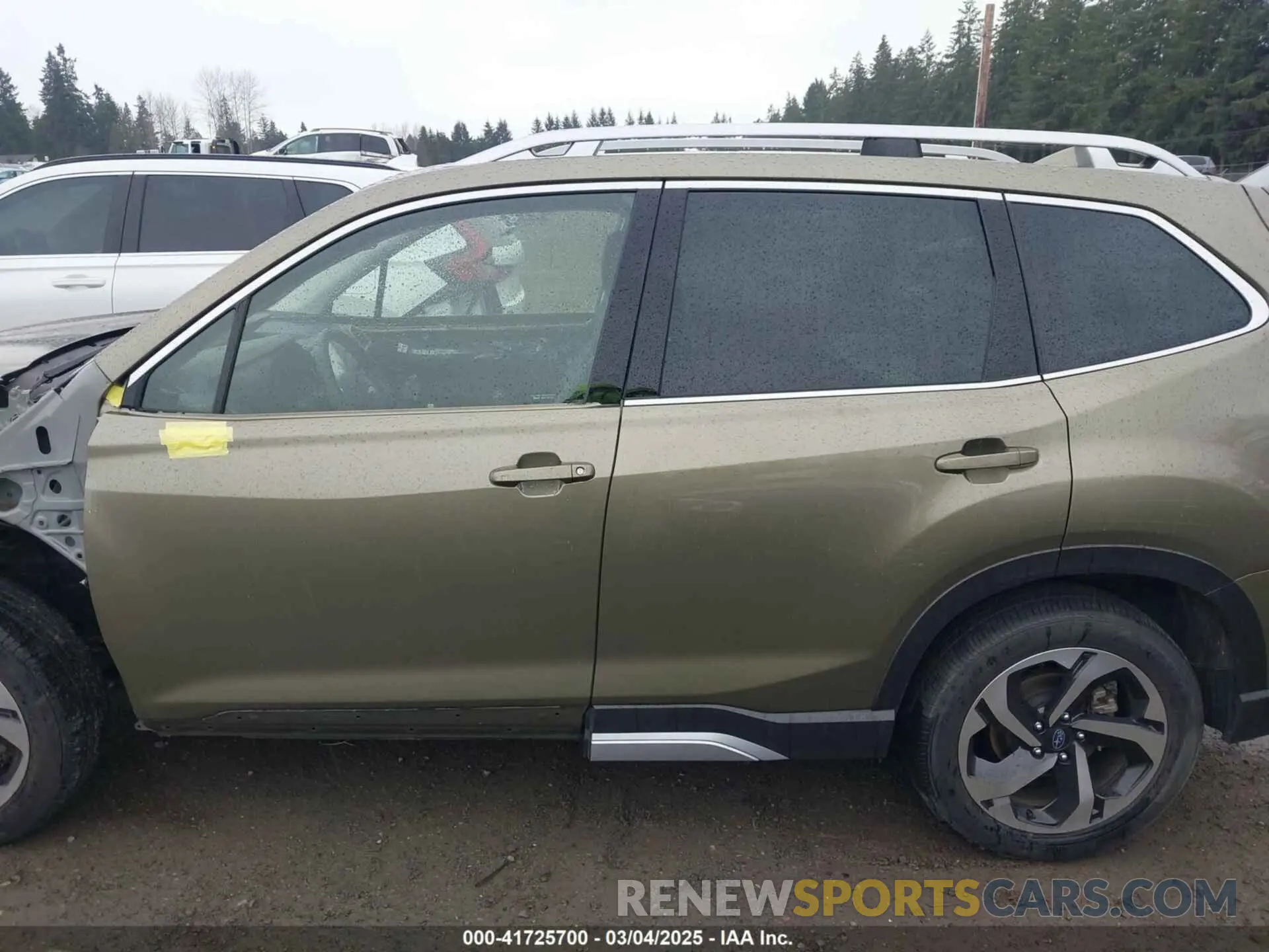 15 fotografías del automóvil dañado JF2SKARC1PH495490 SUBARU FORESTER 2023