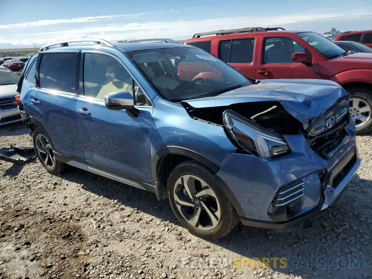 4 fotografías del automóvil dañado JF2SKARC3PH501676 SUBARU FORESTER 2023