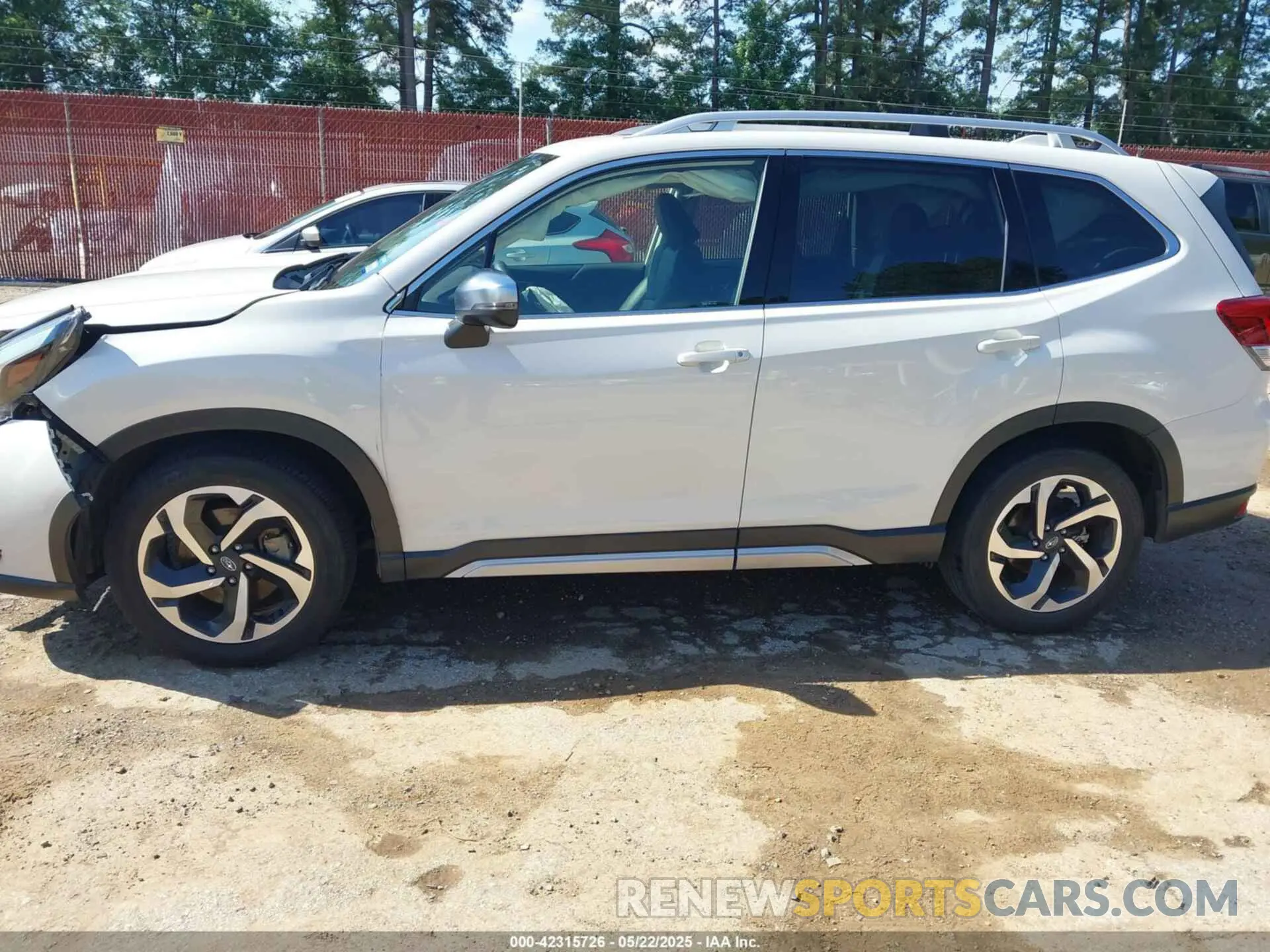 14 fotografías del automóvil dañado JF2SKARC3PH525847 SUBARU FORESTER 2023
