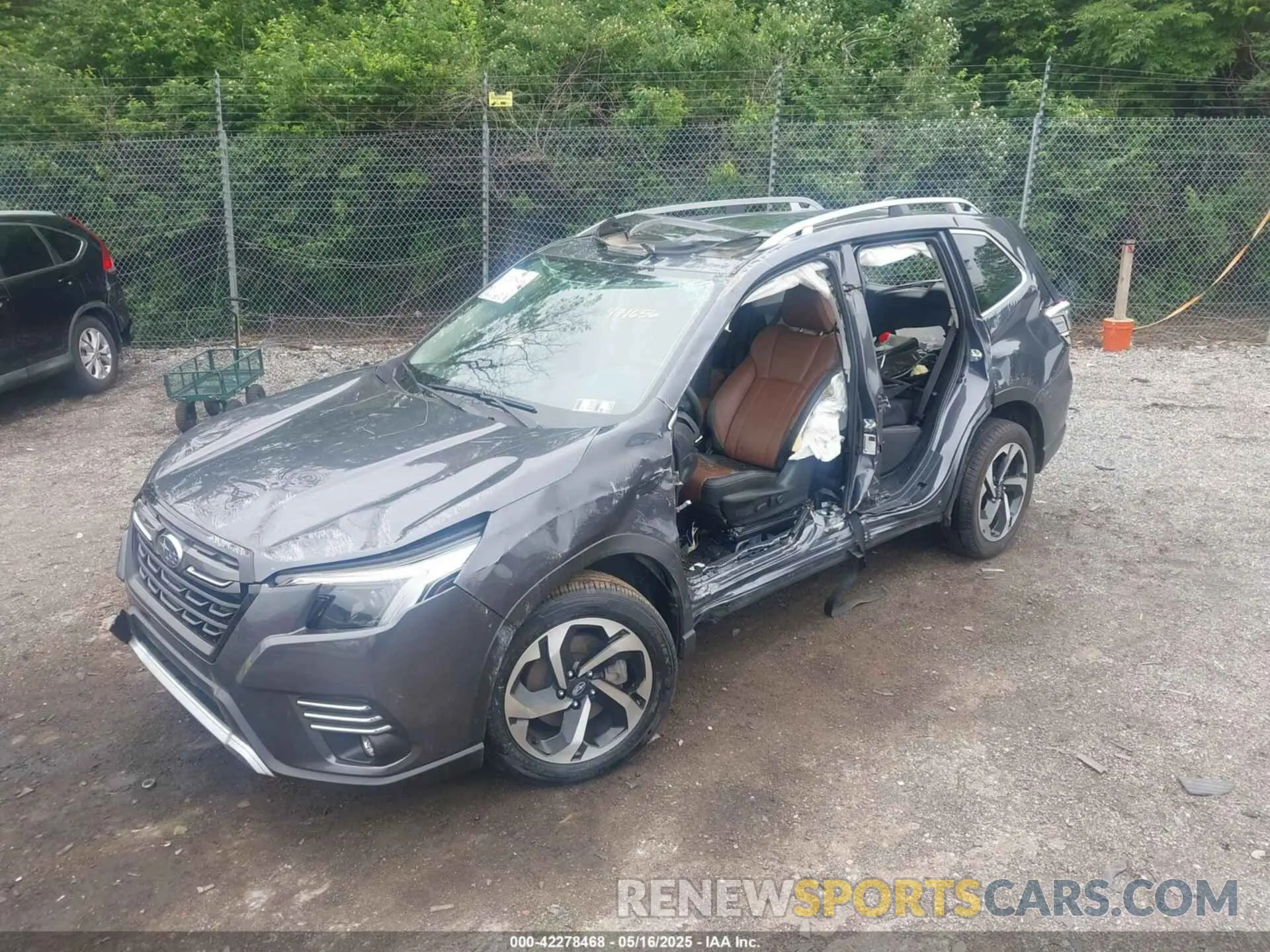 6 fotografías del automóvil dañado JF2SKARCXPH471656 SUBARU FORESTER 2023