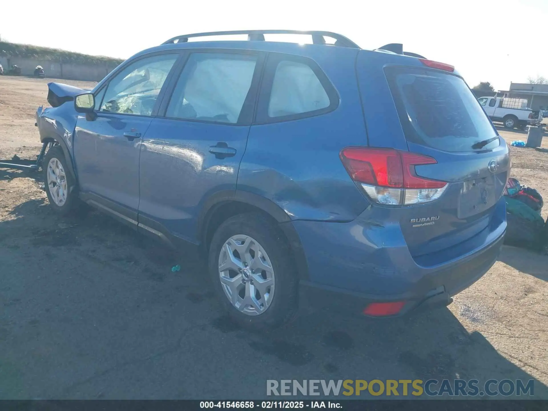 3 fotografías del automóvil dañado JF2SKABC2RH472927 SUBARU FORESTER 2024