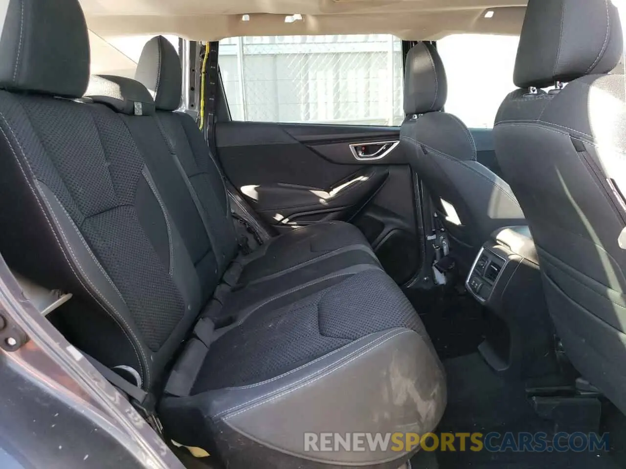 11 fotografías del automóvil dañado JF2SKADC4RH462588 SUBARU FORESTER 2024