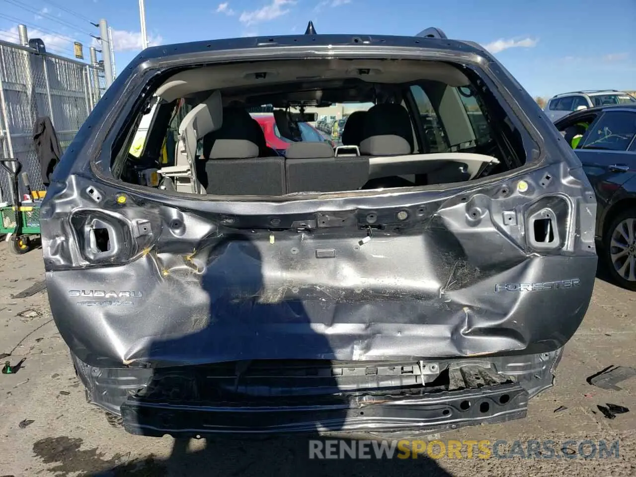6 fotografías del automóvil dañado JF2SKADC4RH462588 SUBARU FORESTER 2024