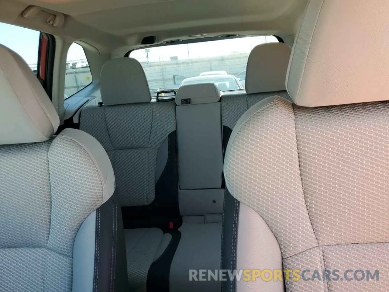 10 fotografías del automóvil dañado JF2SKADC7RH404099 SUBARU FORESTER 2024