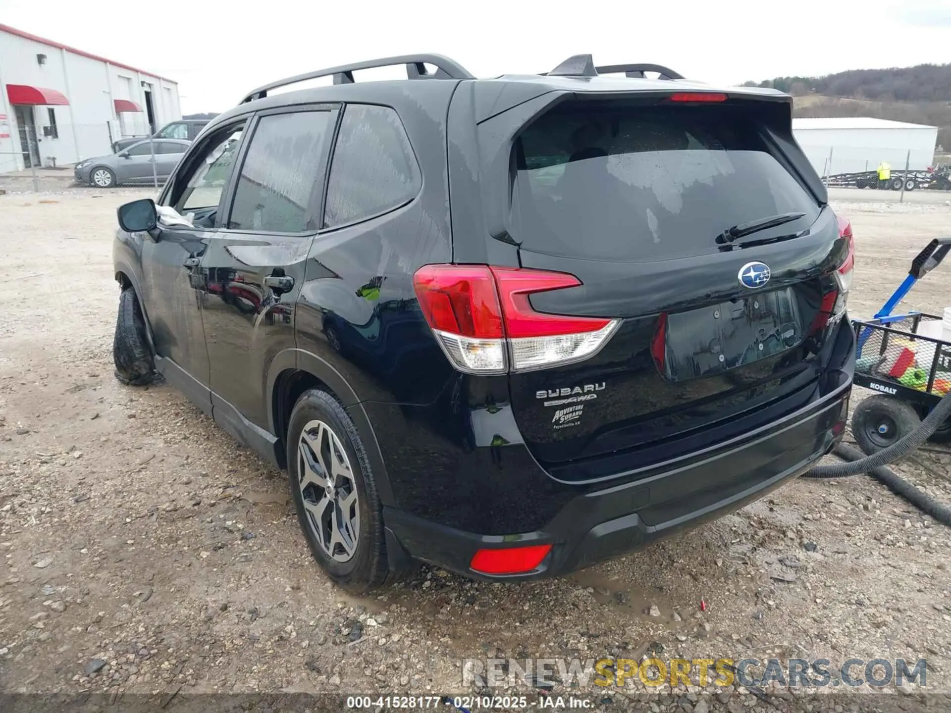3 fotografías del automóvil dañado JF2SKADCXRH421690 SUBARU FORESTER 2024