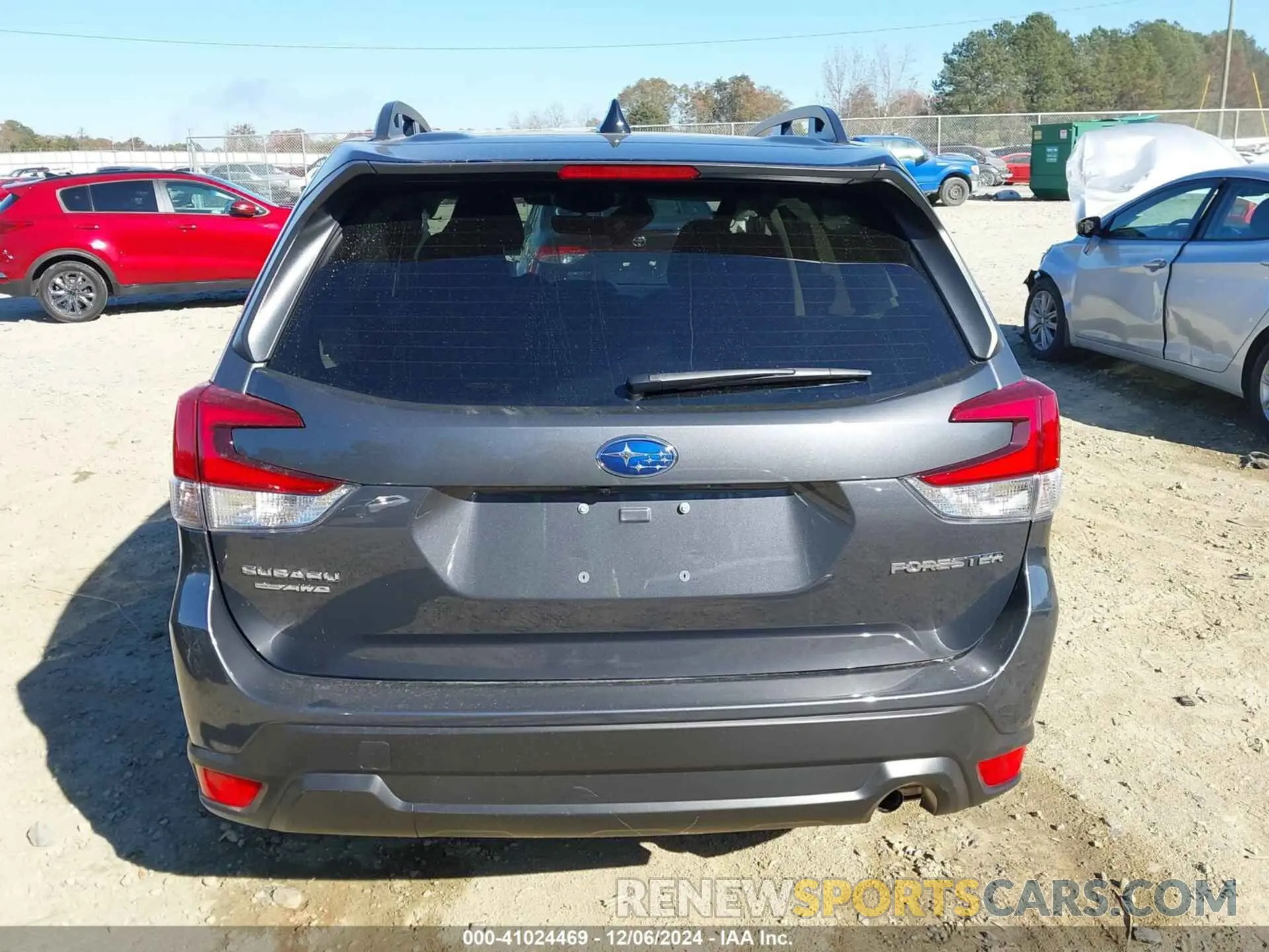 16 fotografías del automóvil dañado JF2SKADCXRH444533 SUBARU FORESTER 2024