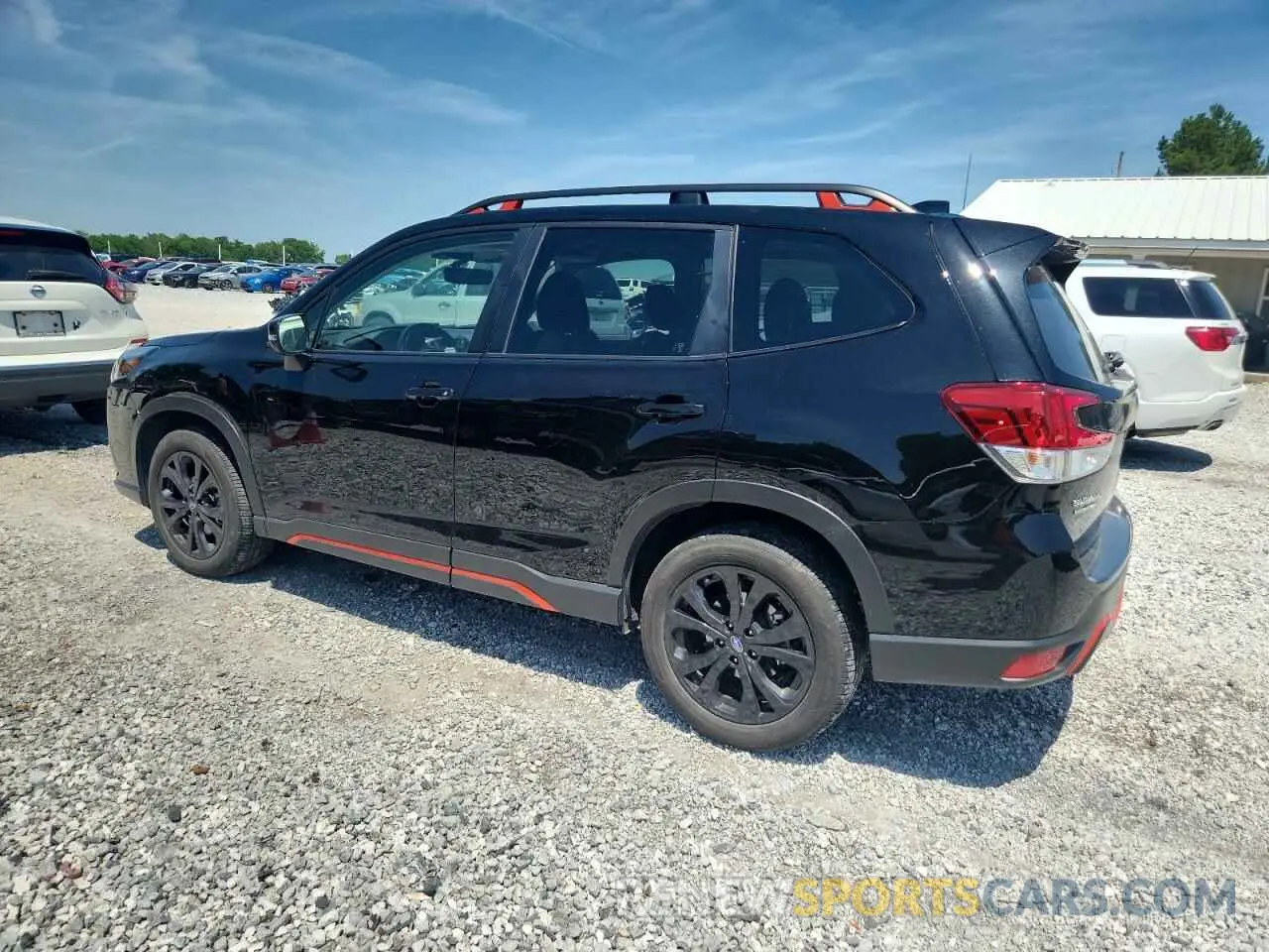 2 fotografías del automóvil dañado JF2SKAGC1RH403719 SUBARU FORESTER 2024
