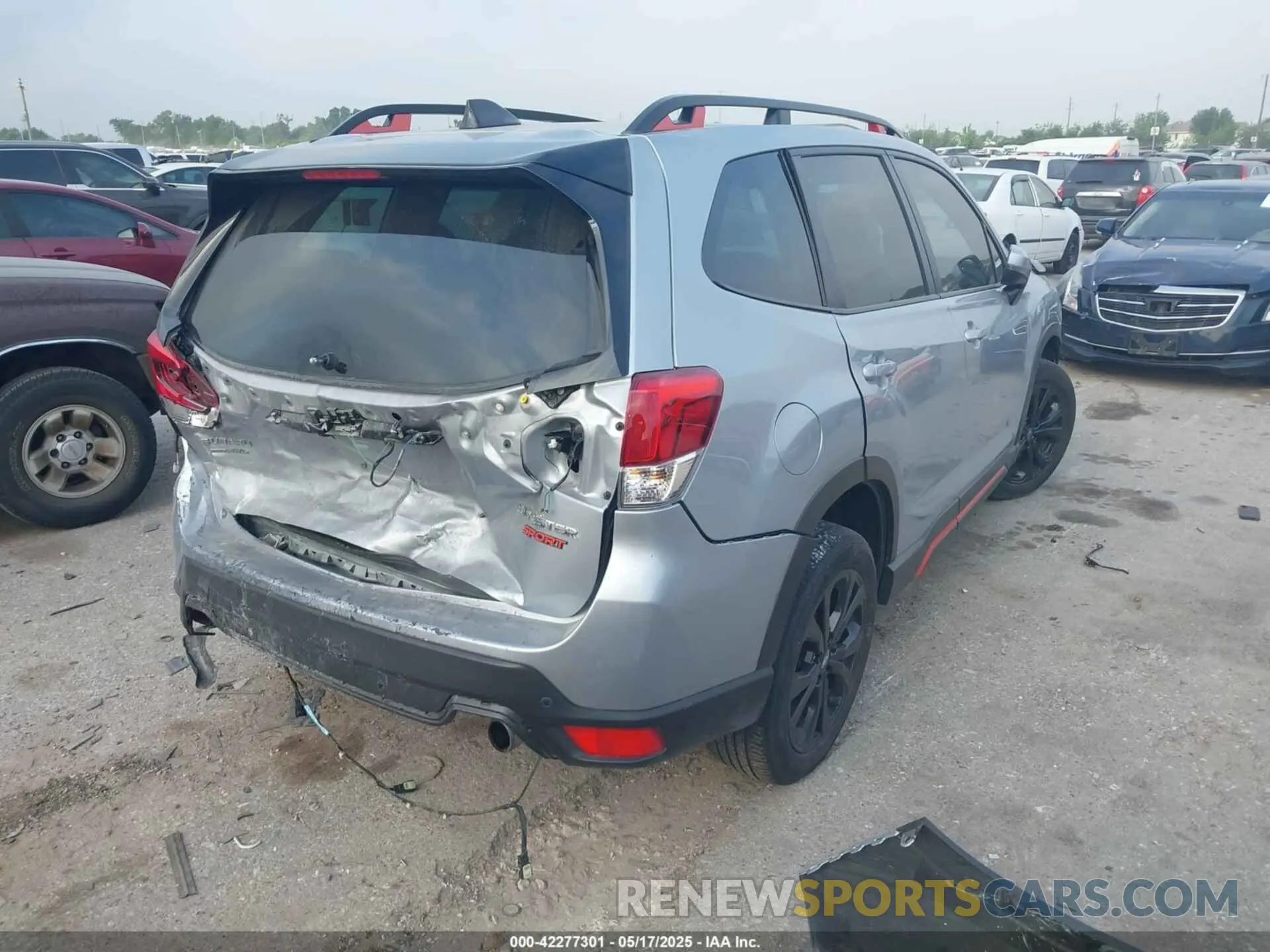 4 fotografías del automóvil dañado JF2SKAGC1RH404126 SUBARU FORESTER 2024
