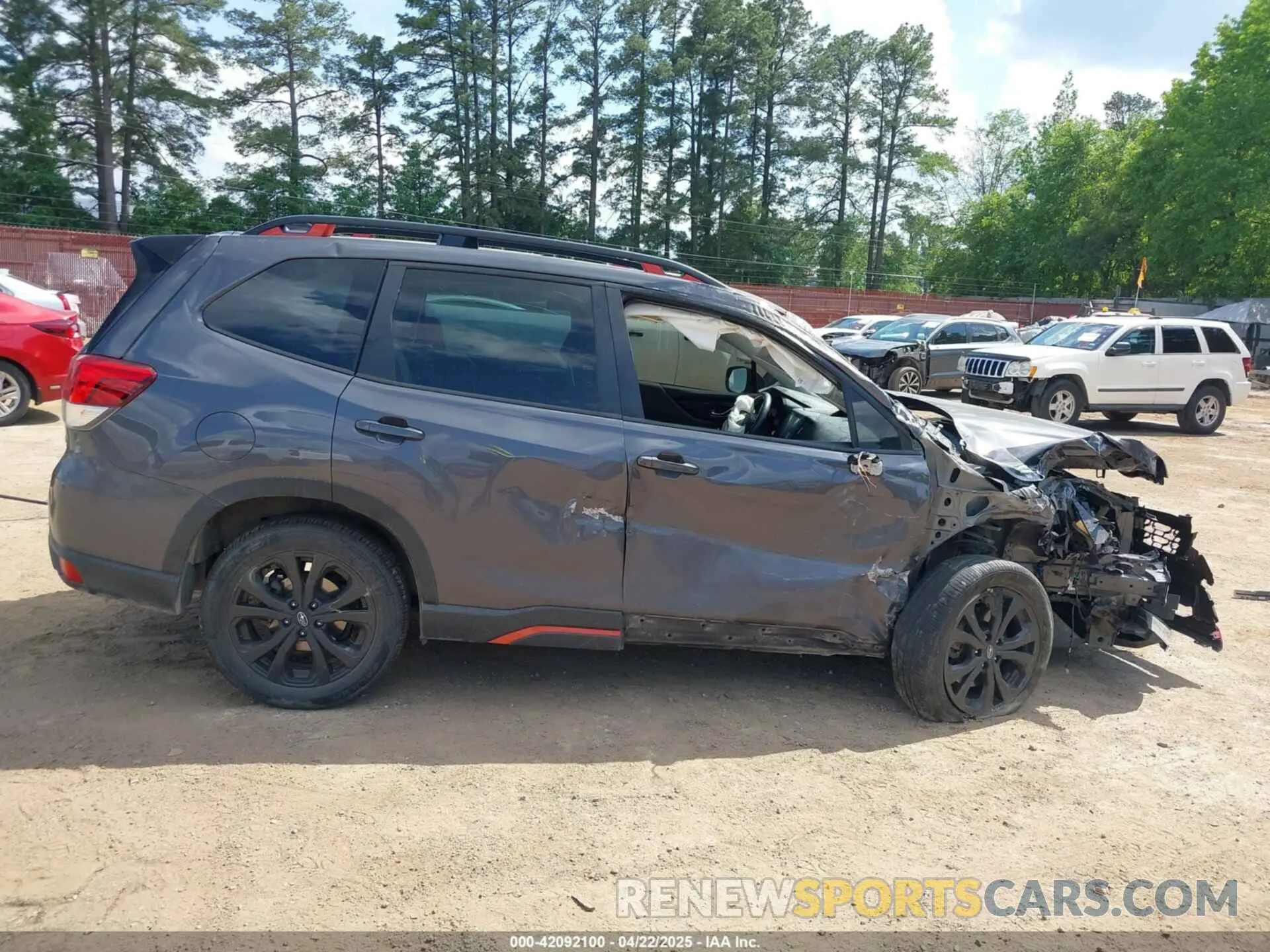 13 fotografías del automóvil dañado JF2SKAGC9RH421742 SUBARU FORESTER 2024