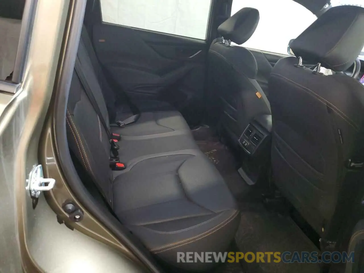 11 fotografías del automóvil dañado JF2SKAJC0RH455898 SUBARU FORESTER 2024