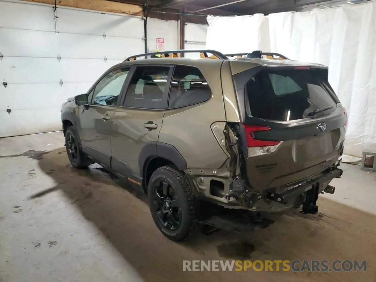 2 fotografías del automóvil dañado JF2SKAJC0RH455898 SUBARU FORESTER 2024