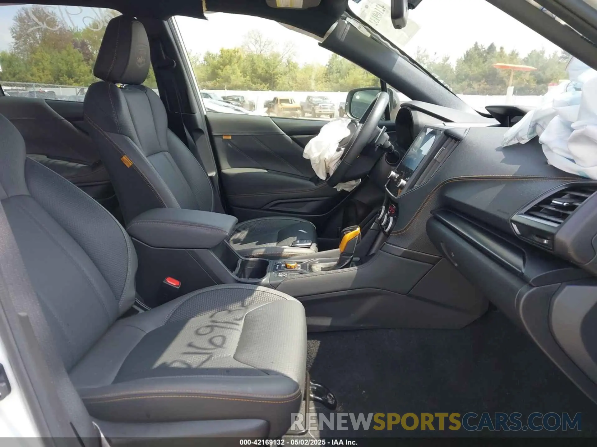 5 fotografías del automóvil dañado JF2SKAJC1RH414549 SUBARU FORESTER 2024