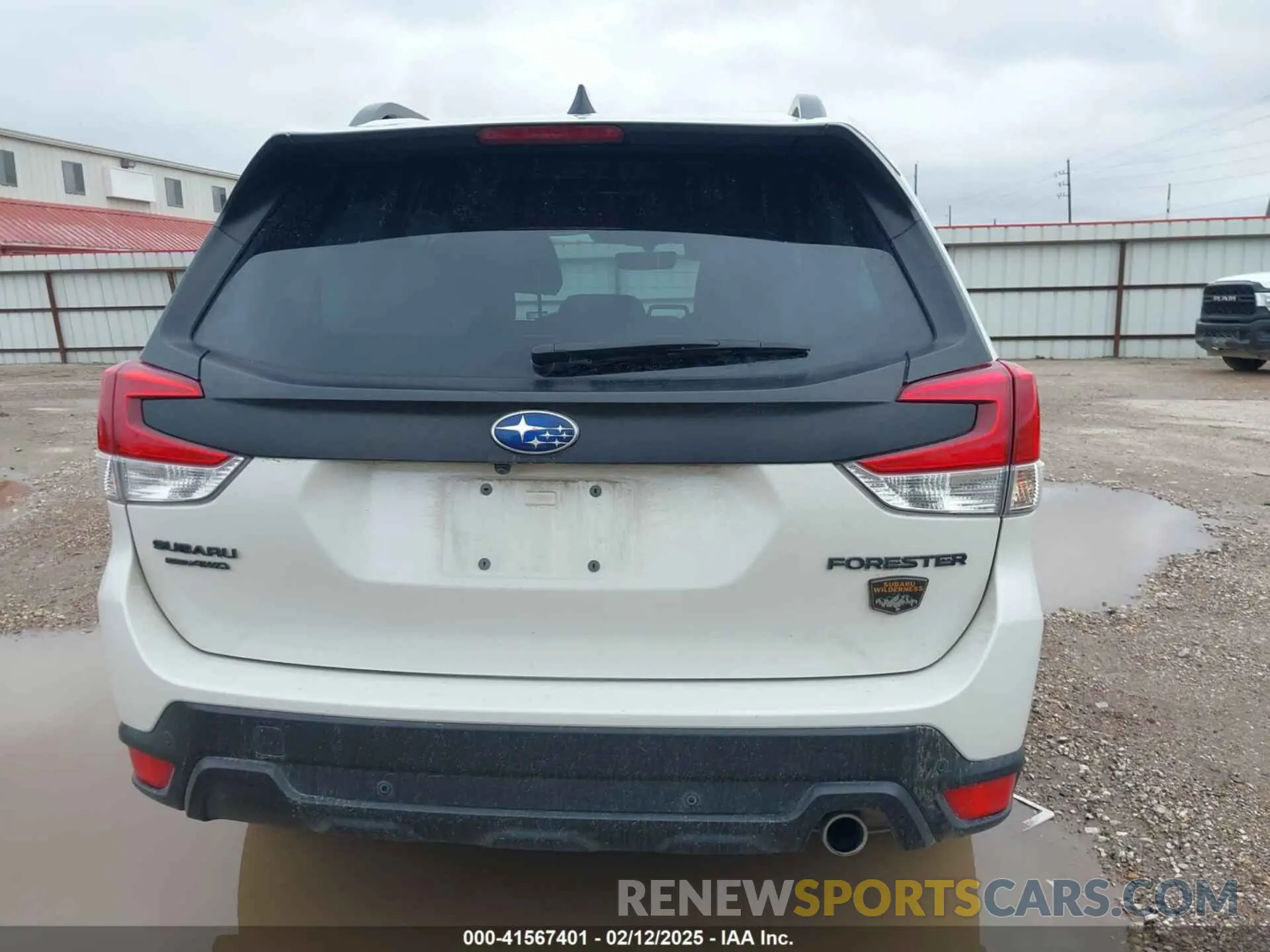 16 fotografías del automóvil dañado JF2SKAJC2RH411109 SUBARU FORESTER 2024