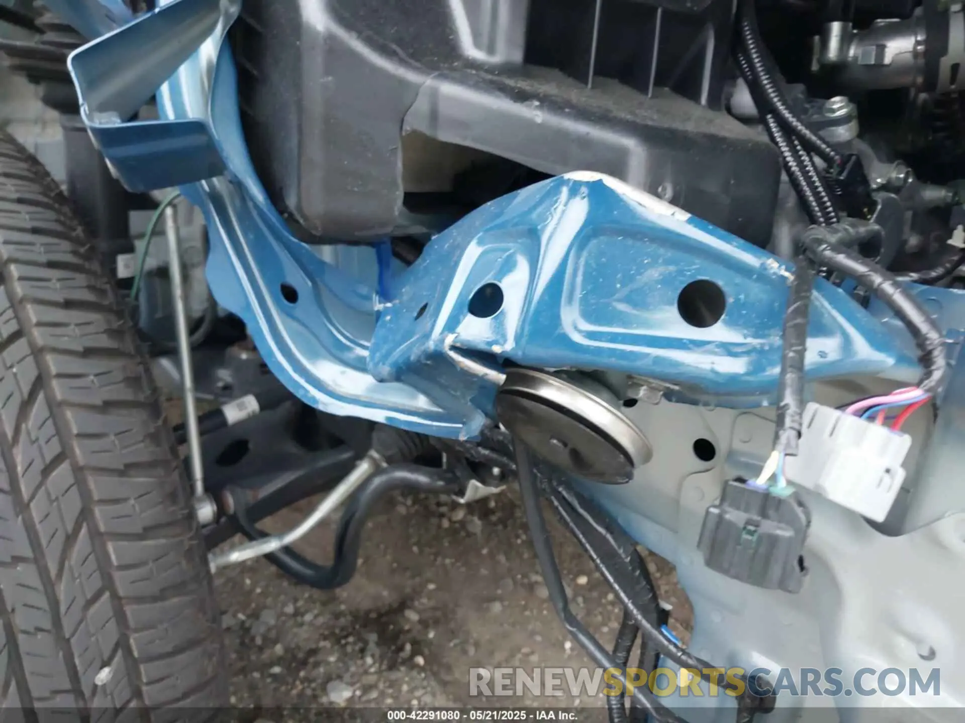 17 fotografías del automóvil dañado JF2SKAJC2RH525613 SUBARU FORESTER 2024