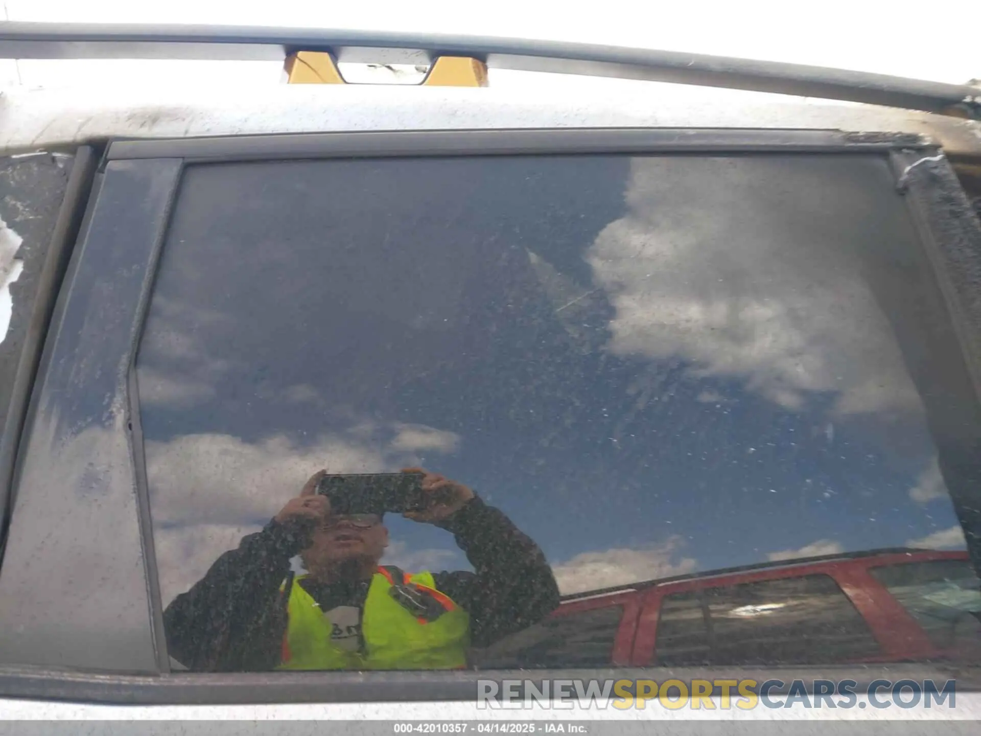 8 fotografías del automóvil dañado JF2SKAJC3RH528925 SUBARU FORESTER 2024